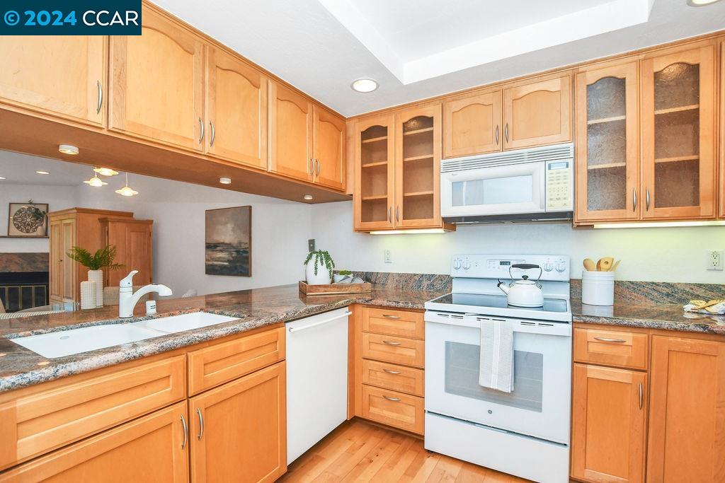 Photo #6: 41067679 Listing 