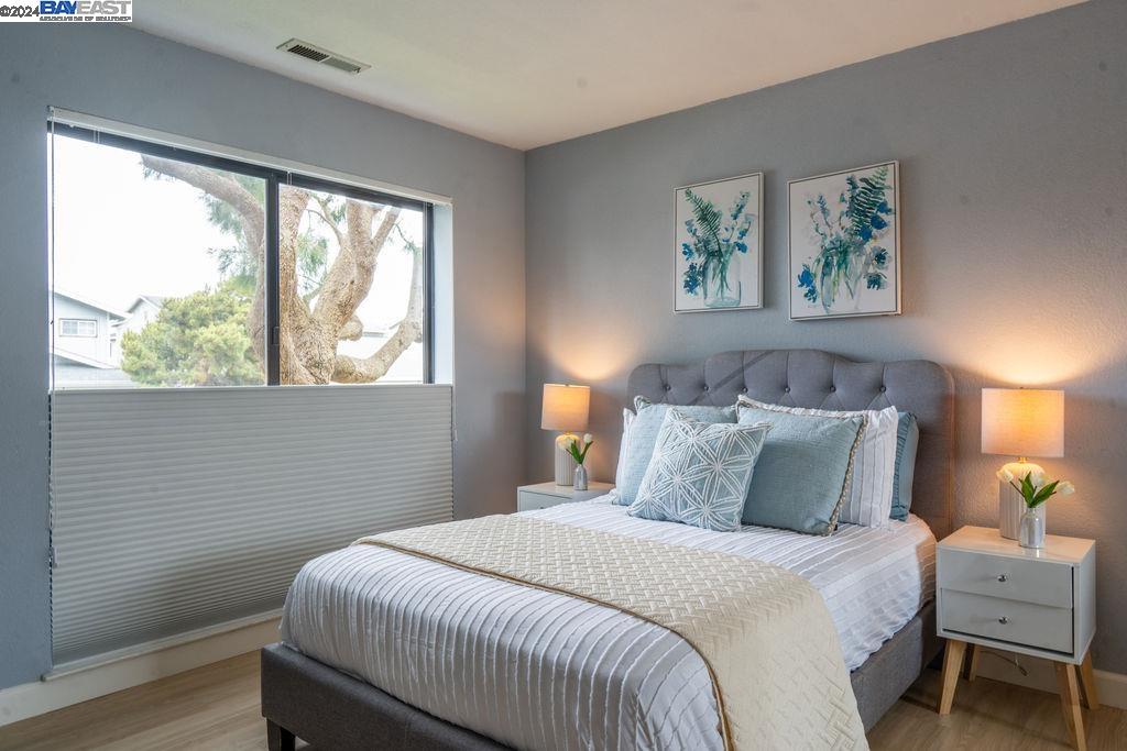 Detail Gallery Image 17 of 39 For 402 Laurel, Half Moon Bay,  CA 94019 - 2 Beds | 2 Baths