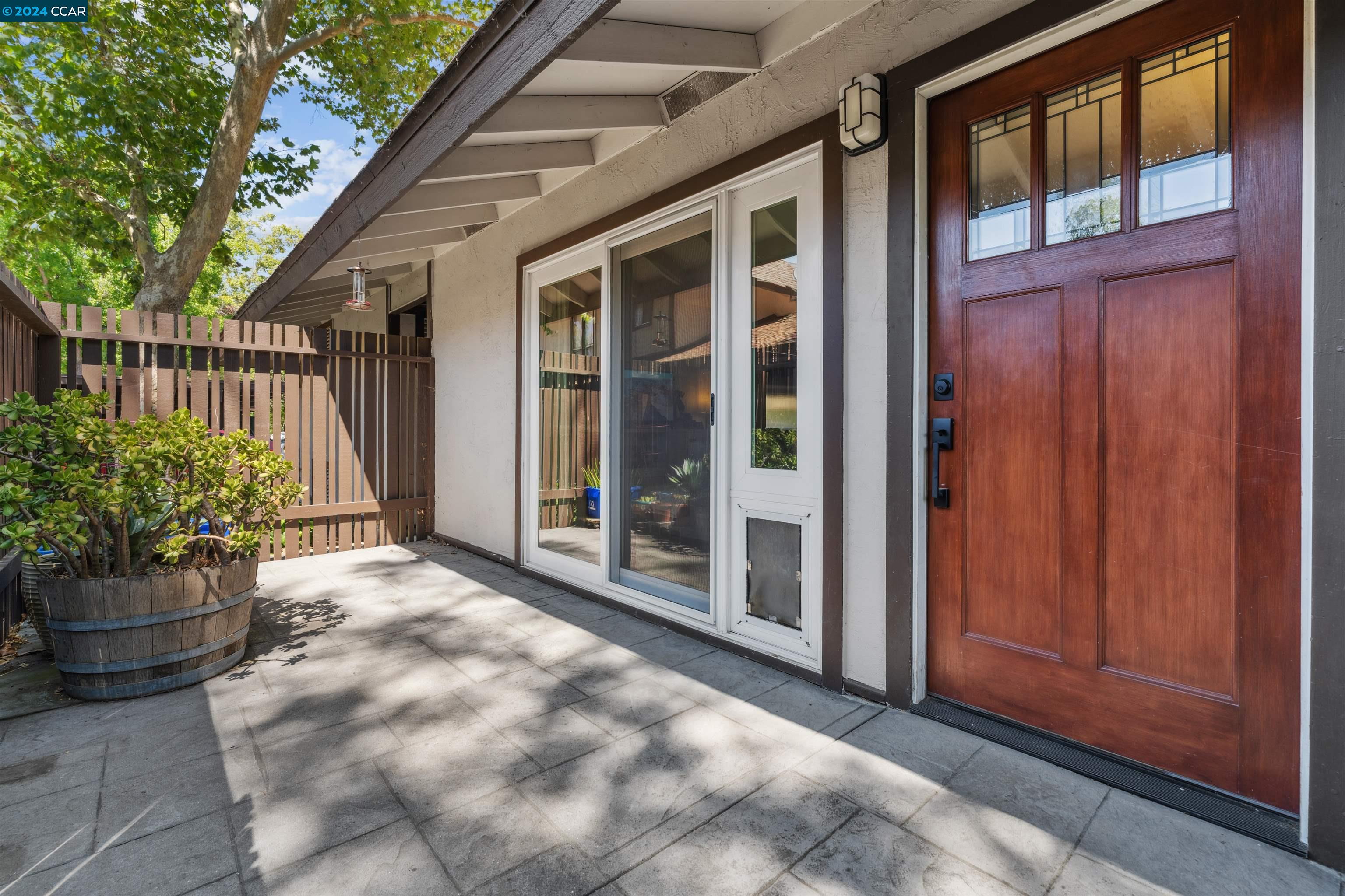 MLS: 41067892 Condo For Sale