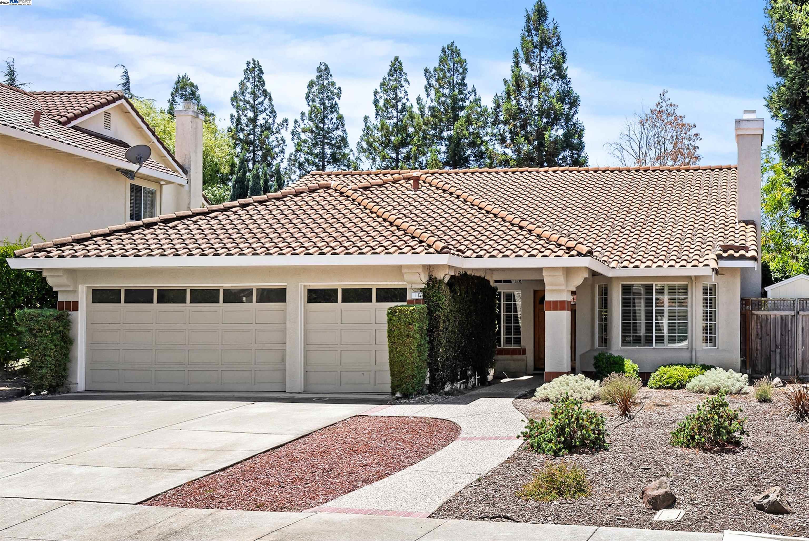 Detail Gallery Image 1 of 1 For 11 Carson Ct, San Ramon,  CA 94582 - 4 Beds | 2 Baths