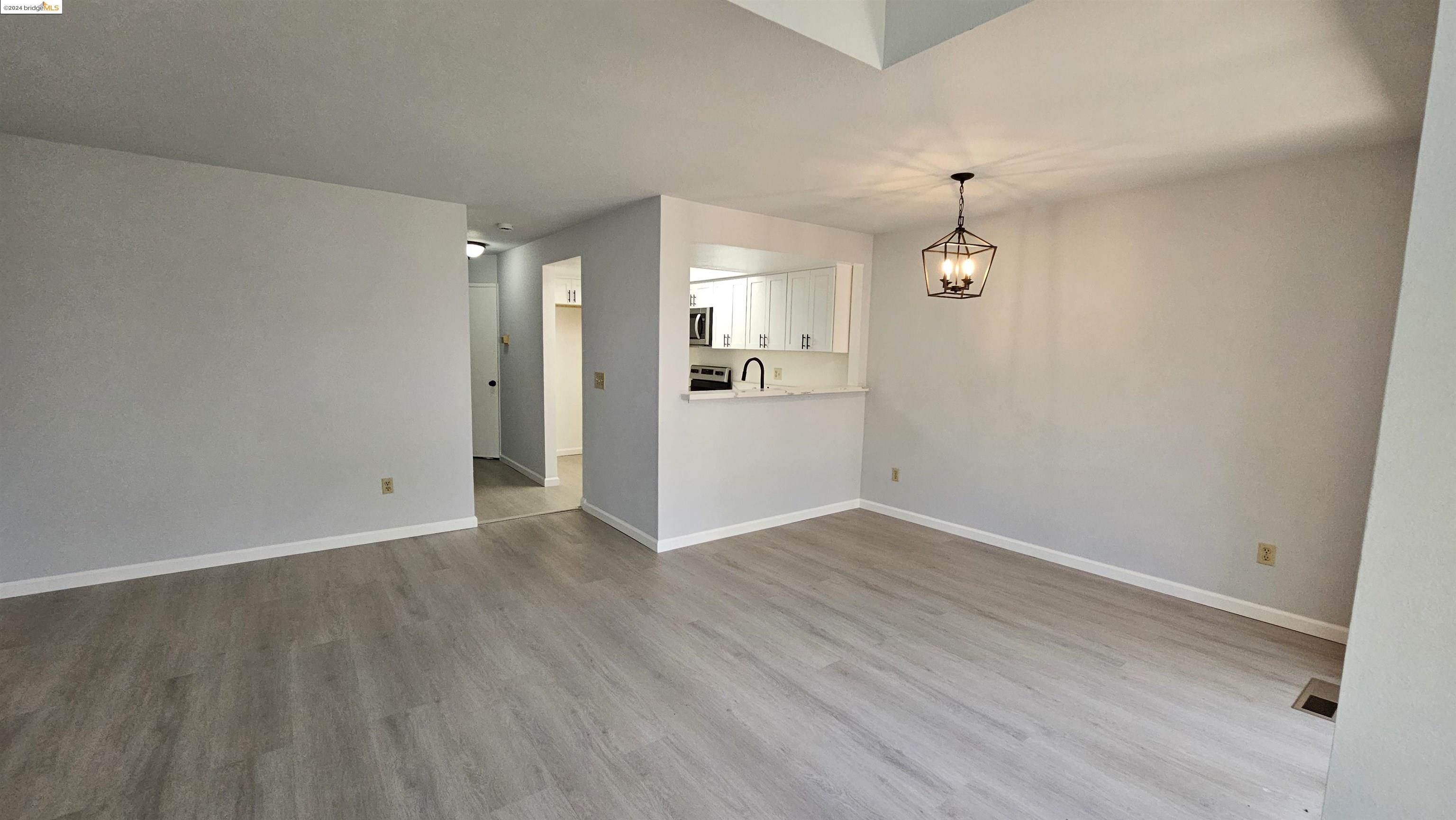 Photo #6: 41067921 Listing 