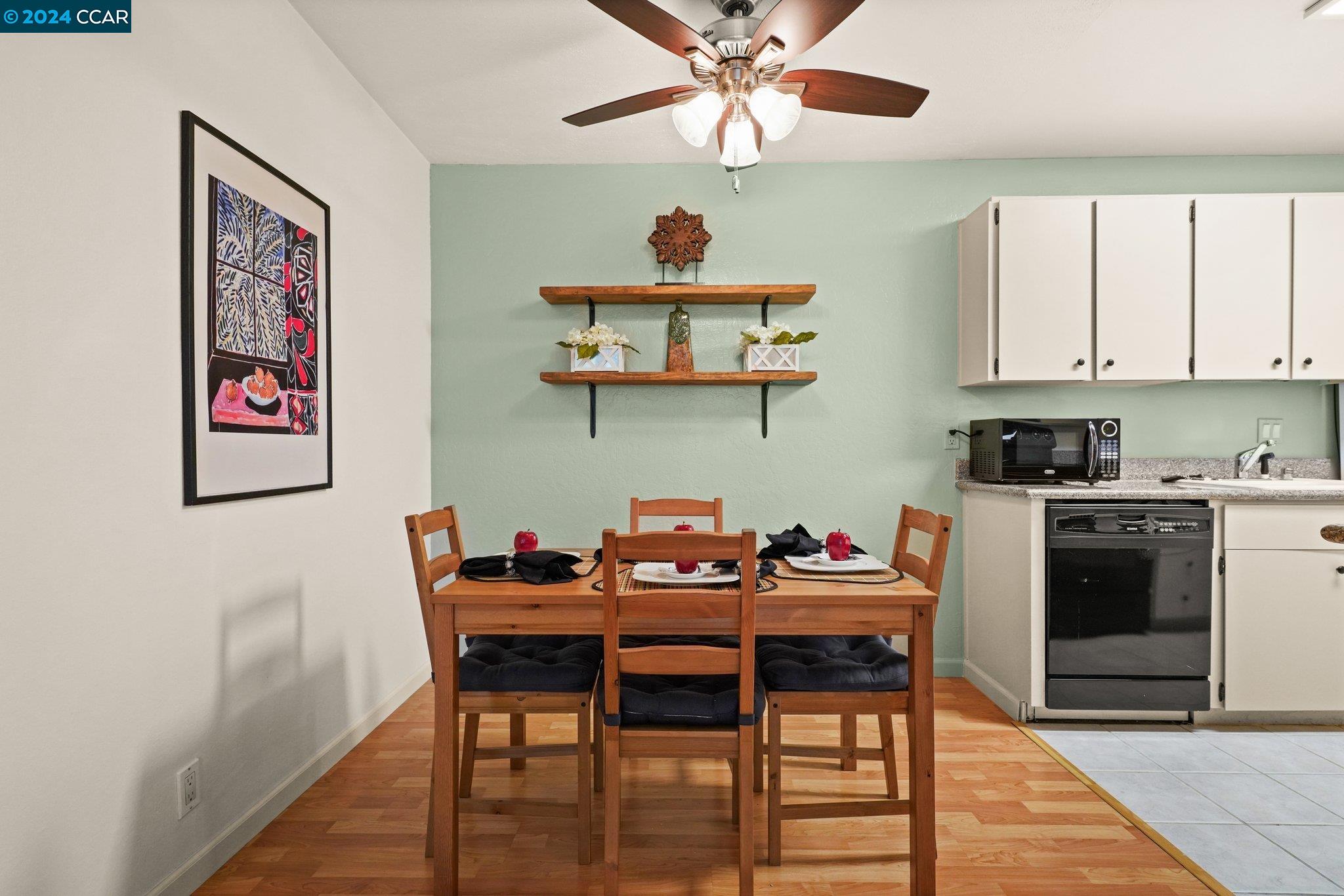 Photo #5: 41067943 Listing 