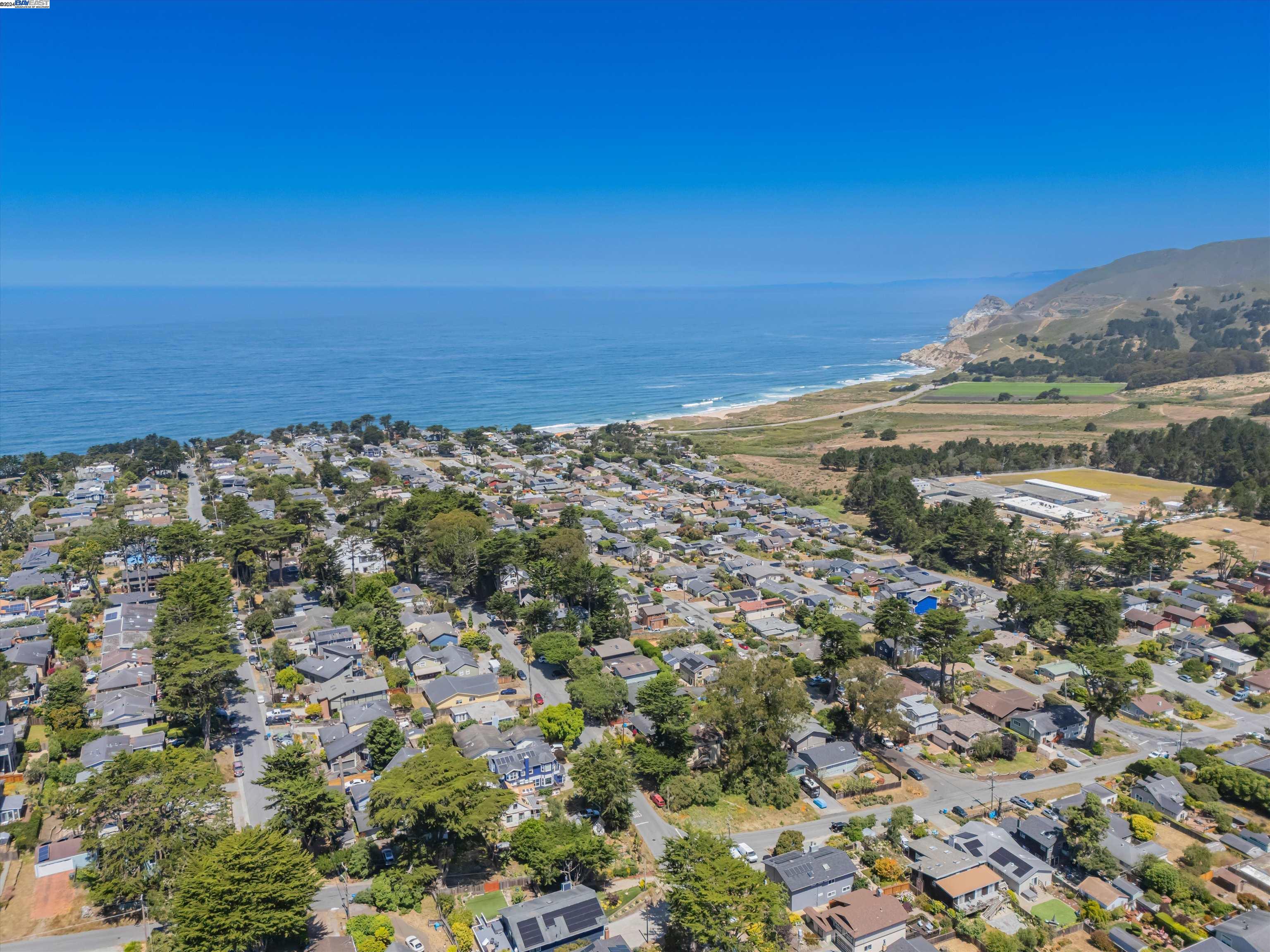 Detail Gallery Image 16 of 21 For 0 6th St, Montara,  CA 94037 - – Beds | – Baths
