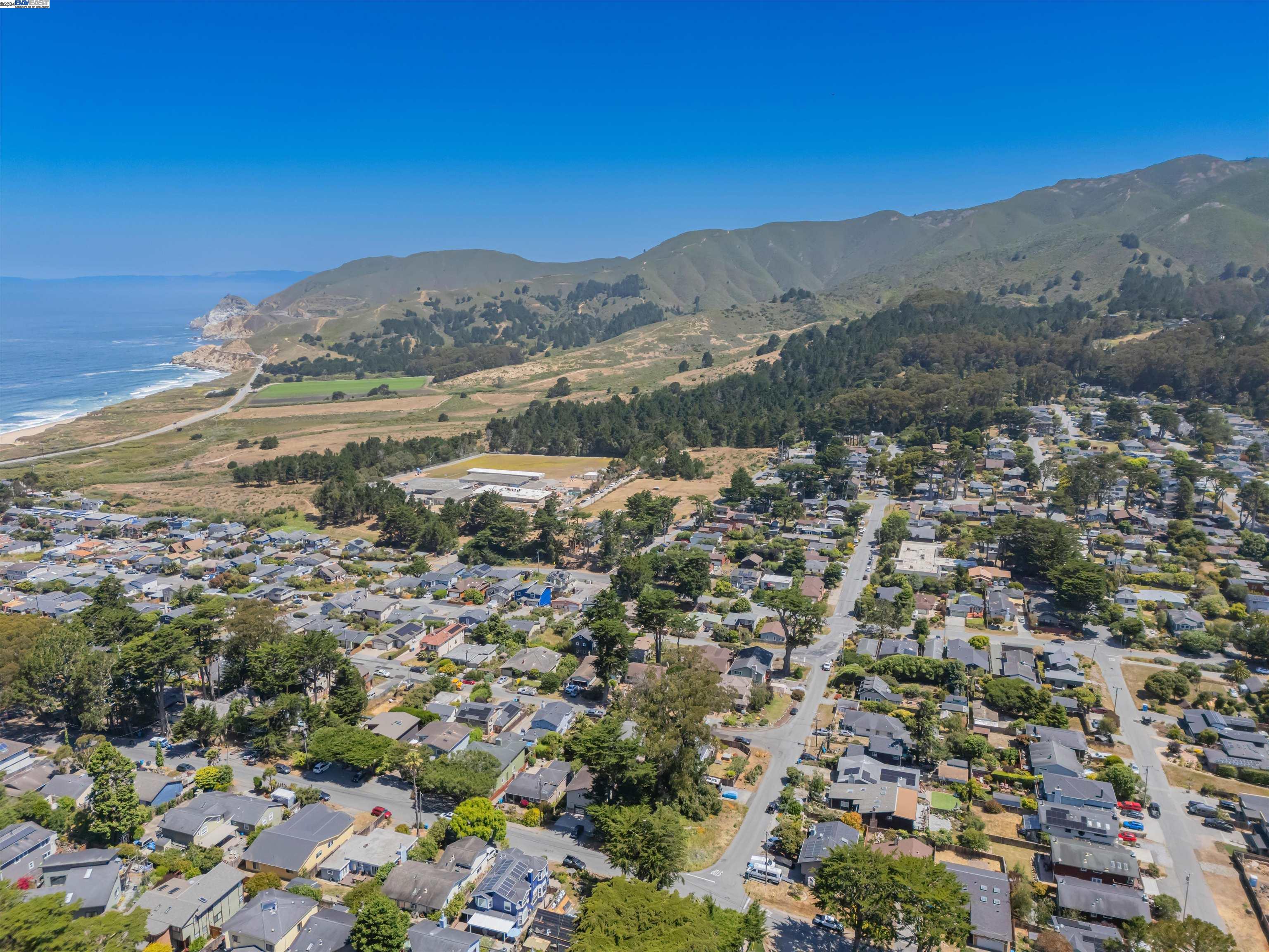Detail Gallery Image 17 of 21 For 0 6th St, Montara,  CA 94037 - – Beds | – Baths