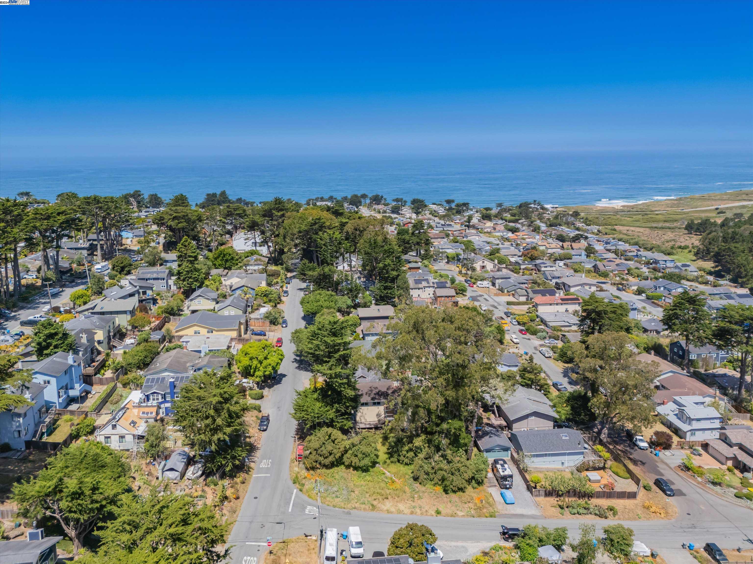 Detail Gallery Image 8 of 21 For 0 6th St, Montara,  CA 94037 - – Beds | – Baths