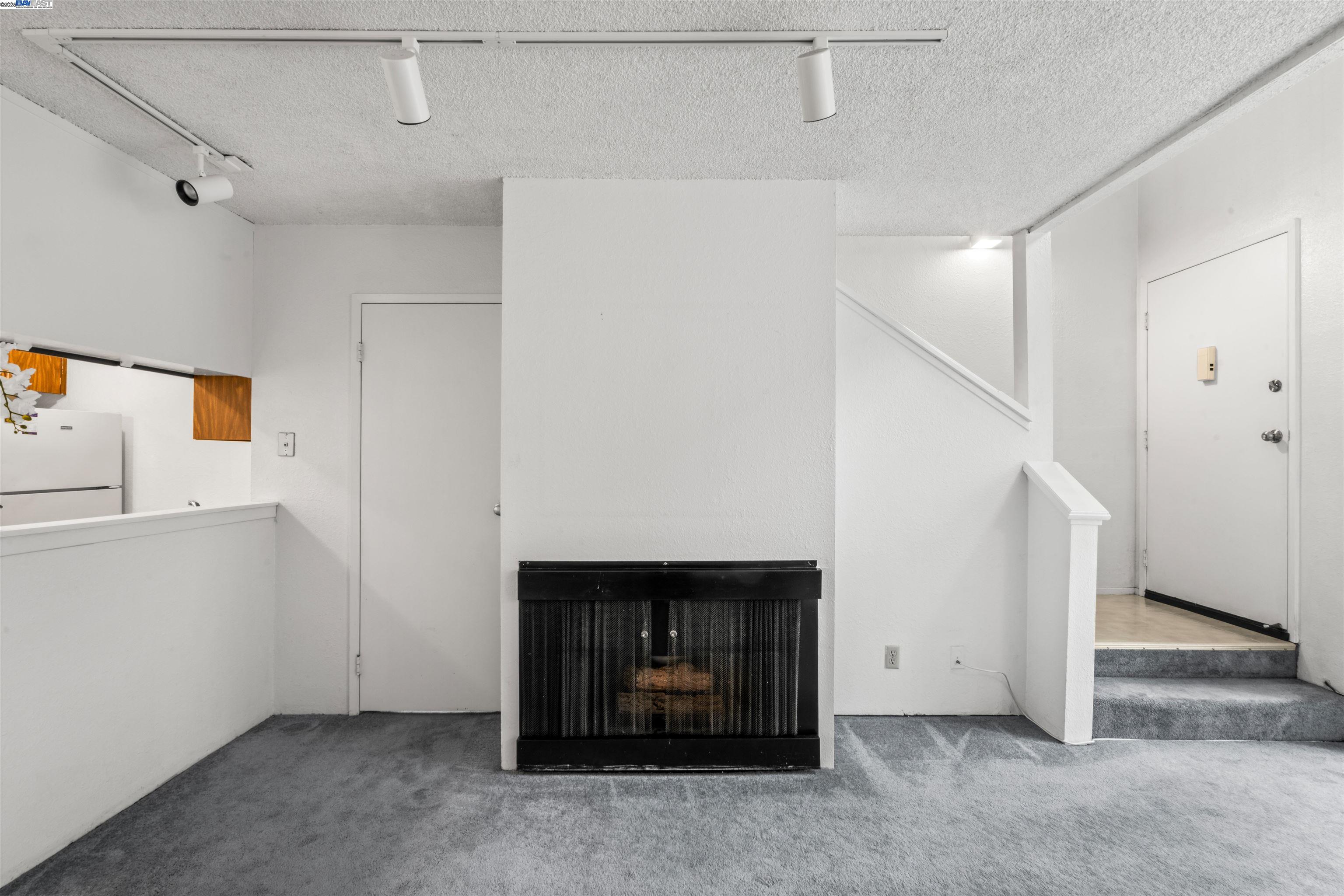 Detail Gallery Image 11 of 40 For 374 Imperial Way #2,  Daly City,  CA 94015-2529 - 1 Beds | 1 Baths