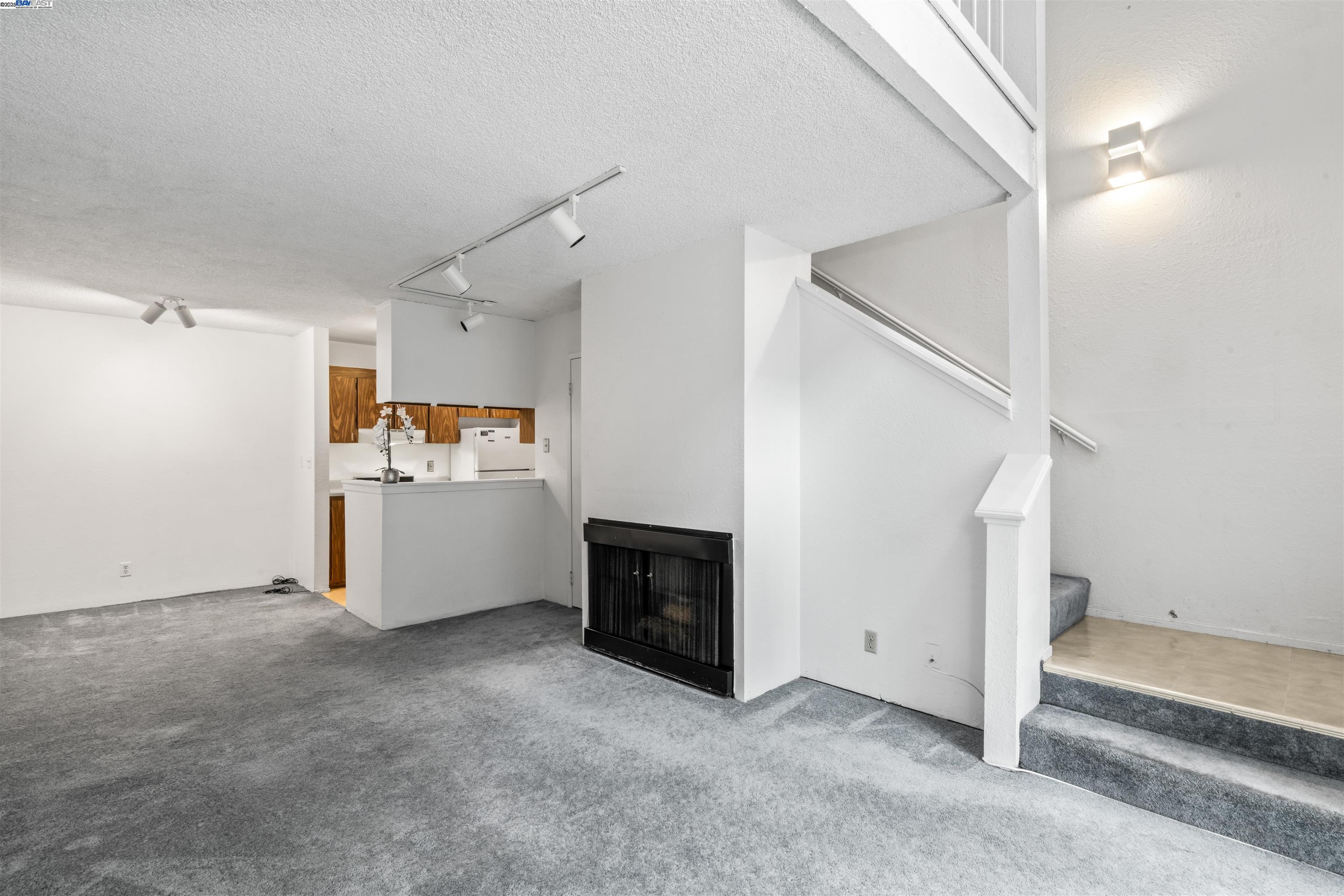 Detail Gallery Image 12 of 40 For 374 Imperial Way #2,  Daly City,  CA 94015-2529 - 1 Beds | 1 Baths