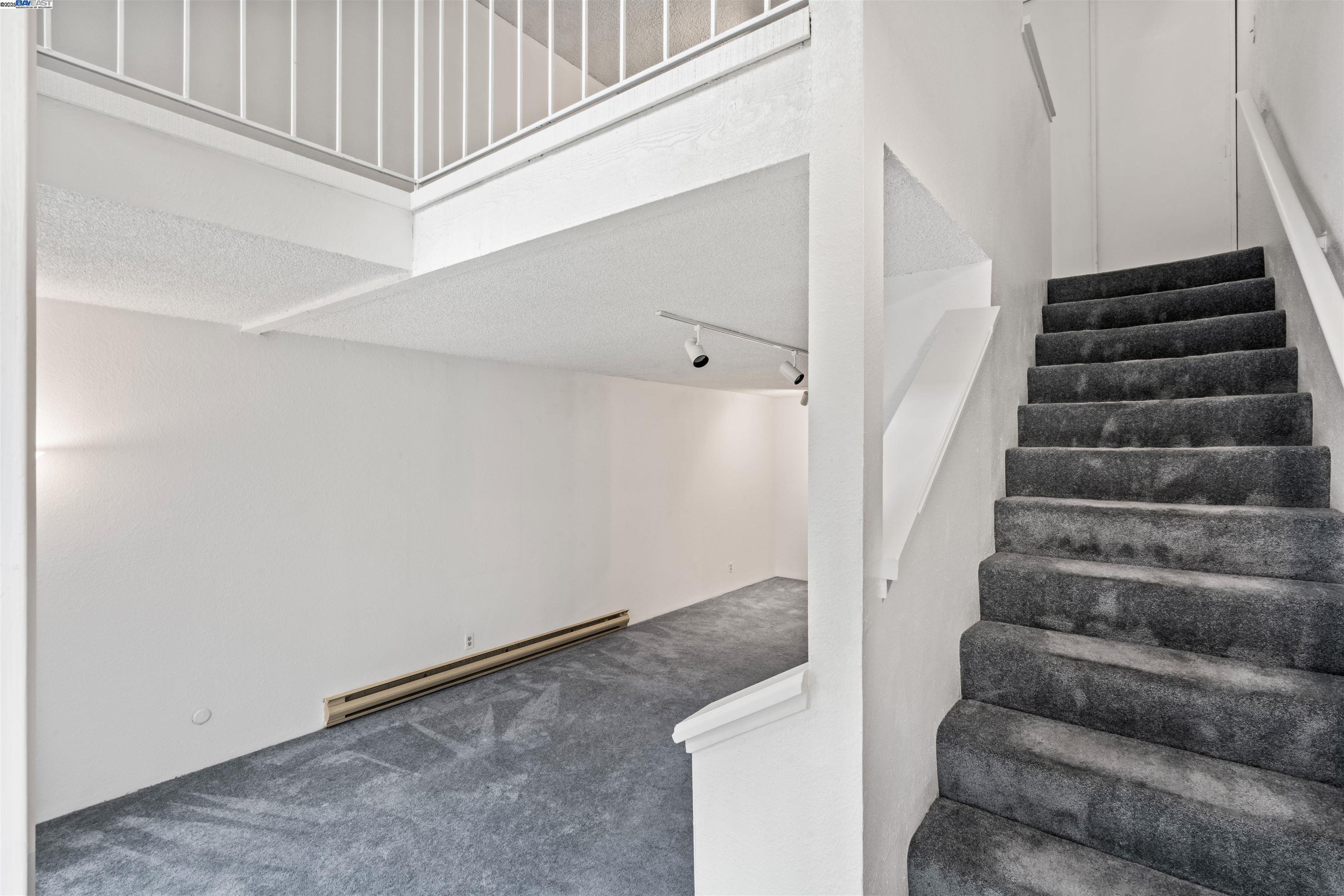 Detail Gallery Image 15 of 40 For 374 Imperial Way #2,  Daly City,  CA 94015-2529 - 1 Beds | 1 Baths