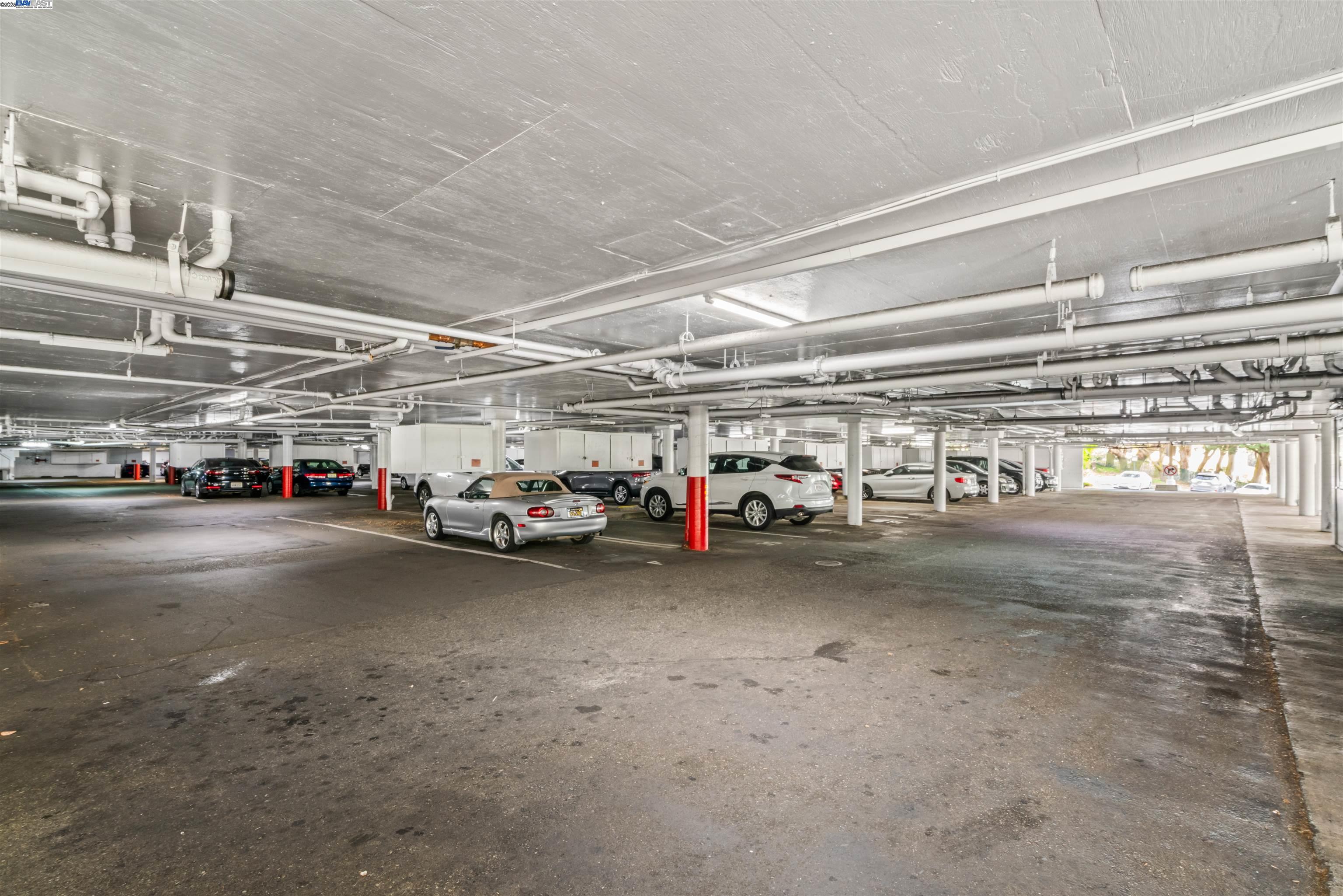 Detail Gallery Image 33 of 40 For 374 Imperial Way #2,  Daly City,  CA 94015-2529 - 1 Beds | 1 Baths