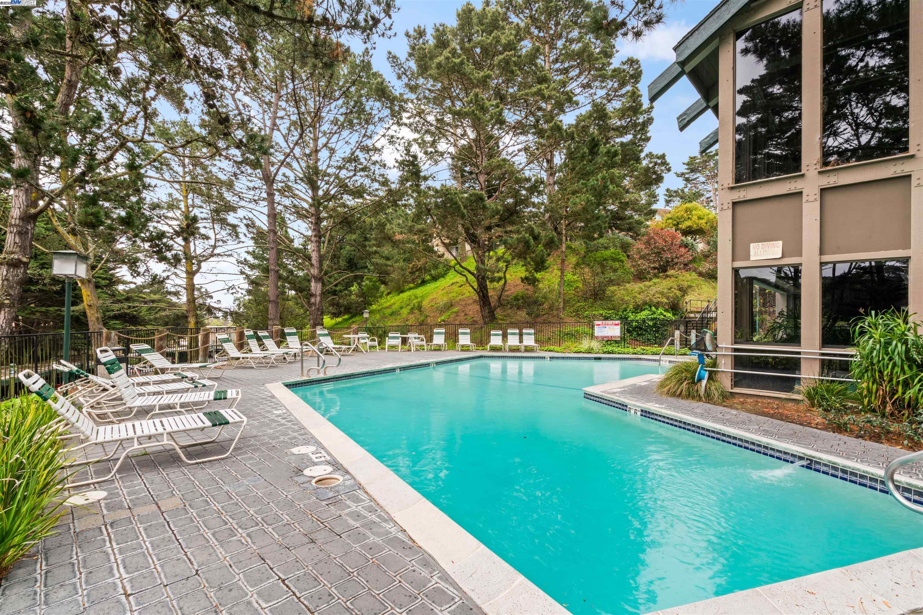 Detail Gallery Image 40 of 40 For 374 Imperial Way #2,  Daly City,  CA 94015-2529 - 1 Beds | 1 Baths