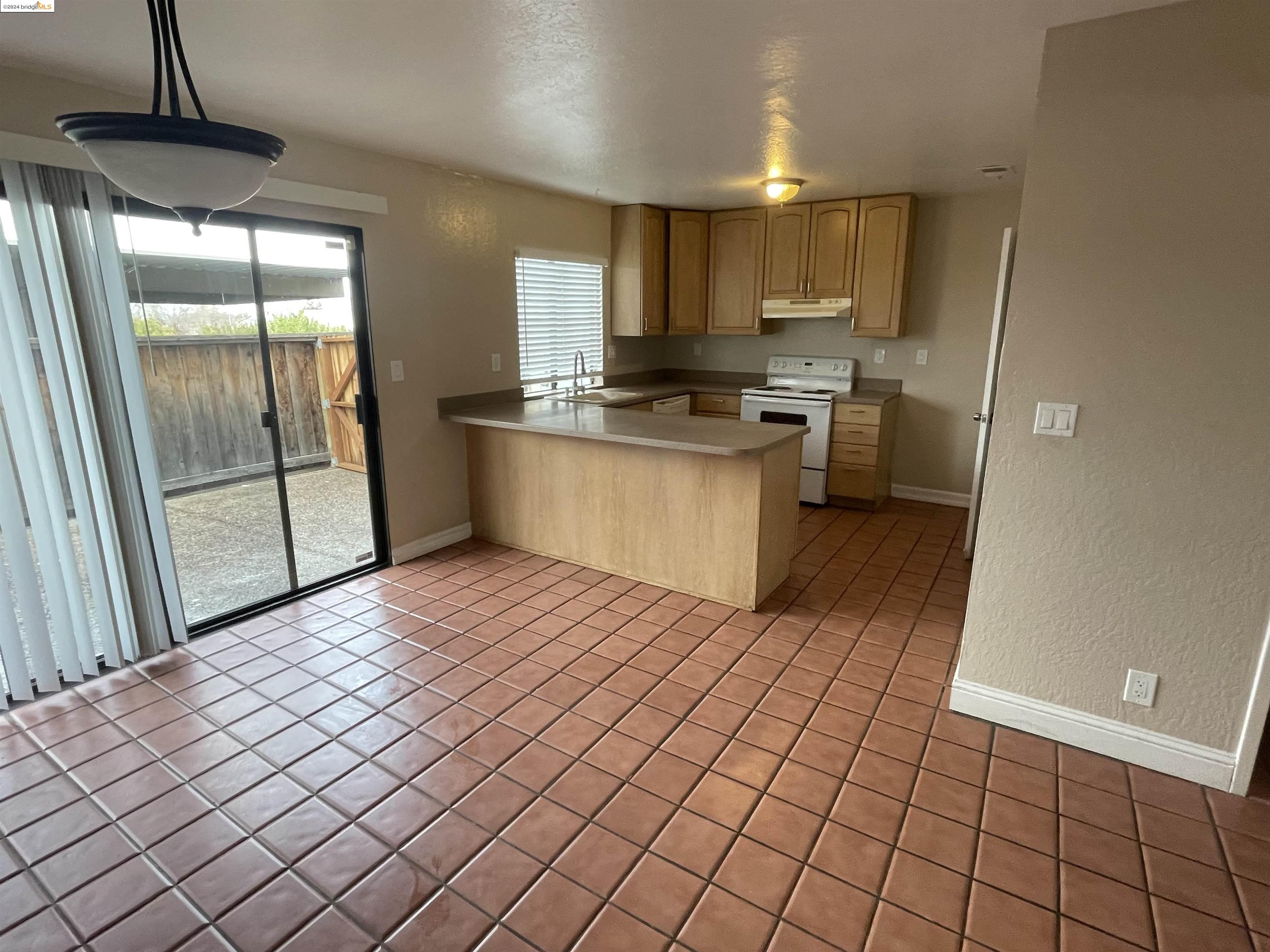 More Details about MLS # 41068056 : 57 MADRID LN