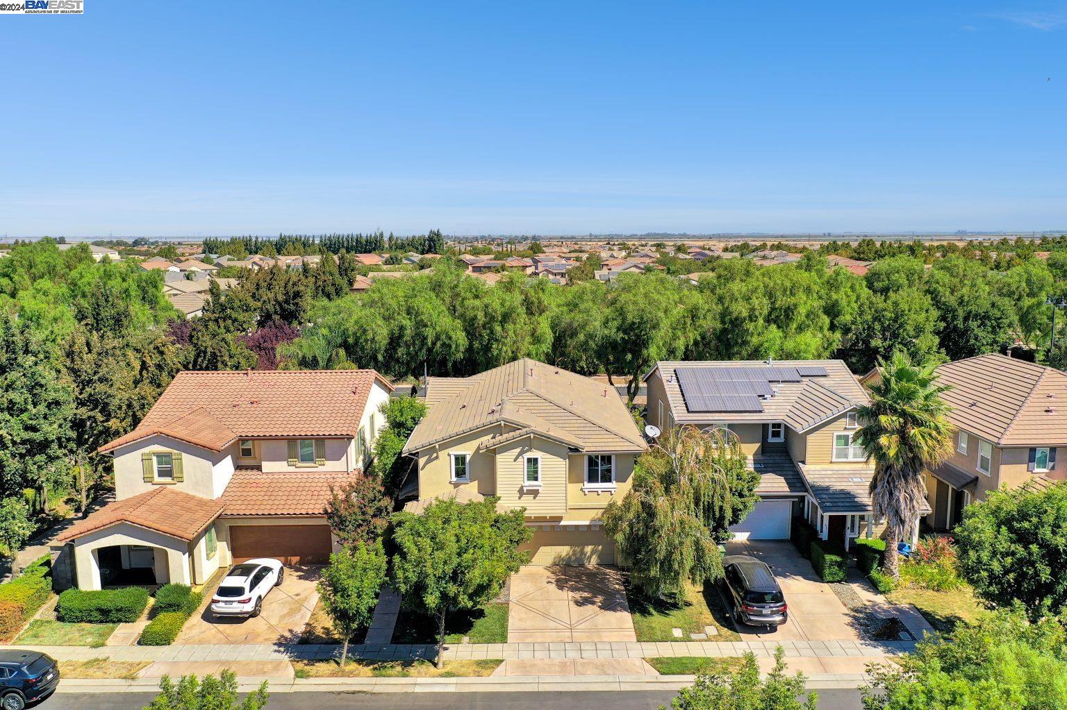 Detail Gallery Image 50 of 57 For 385 W Cupertino Ave, Mountain House,  CA 95391-1209 - 4 Beds | 3/1 Baths