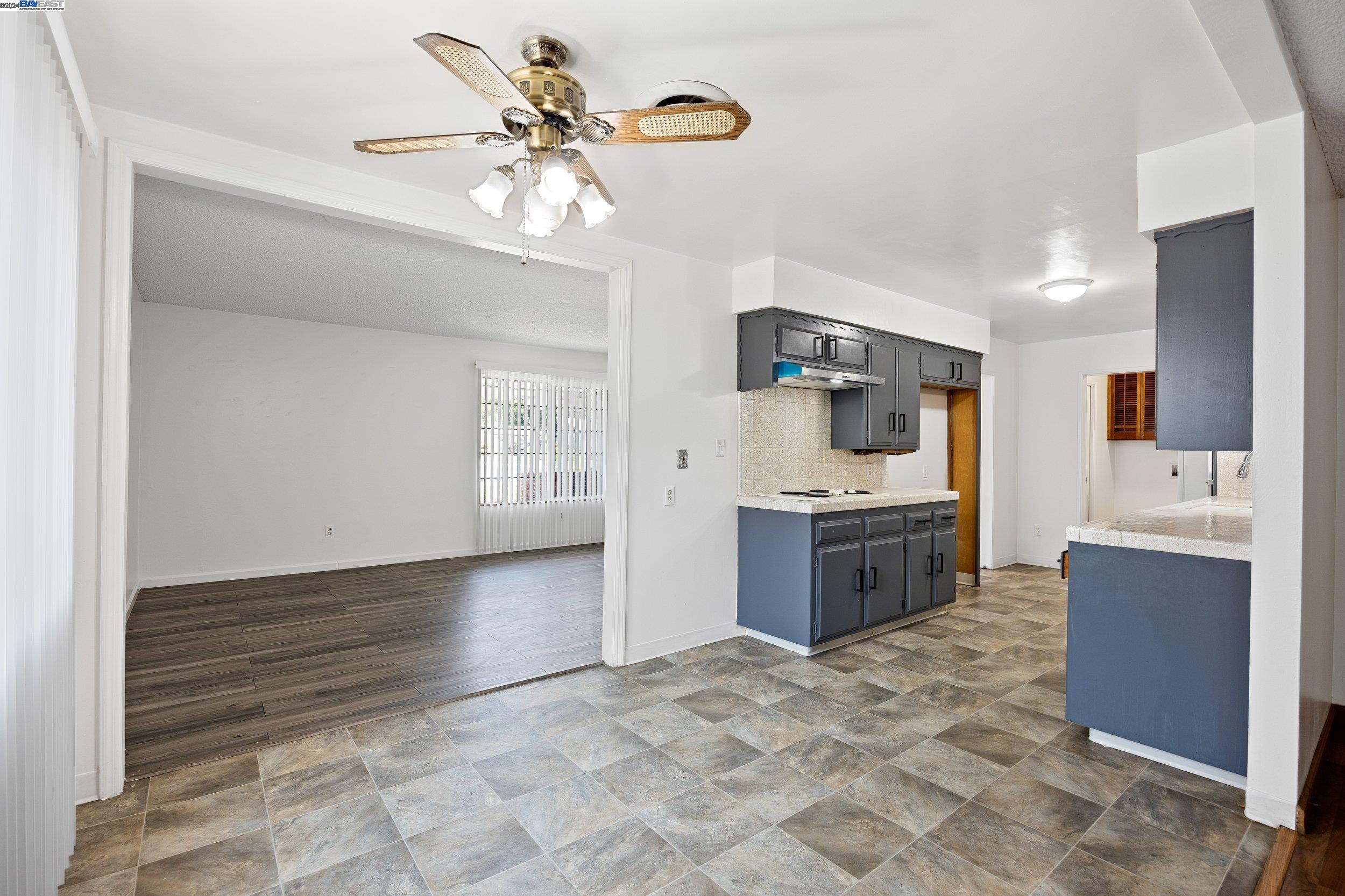 Detail Gallery Image 24 of 36 For 6201 Hartman Ave, Bakersfield,  CA 93309 - 4 Beds | 2 Baths