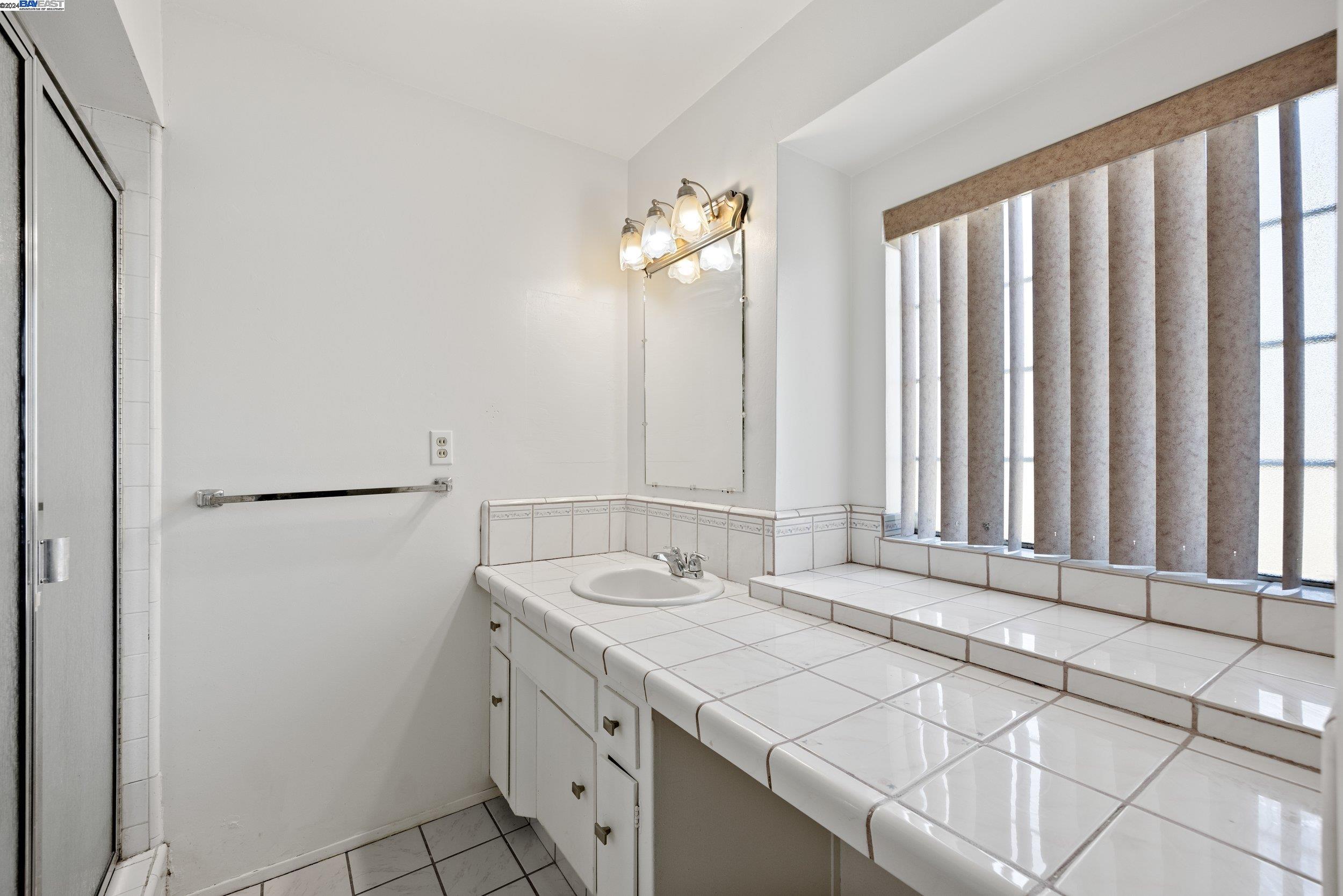 Detail Gallery Image 27 of 36 For 6201 Hartman Ave, Bakersfield,  CA 93309 - 4 Beds | 2 Baths