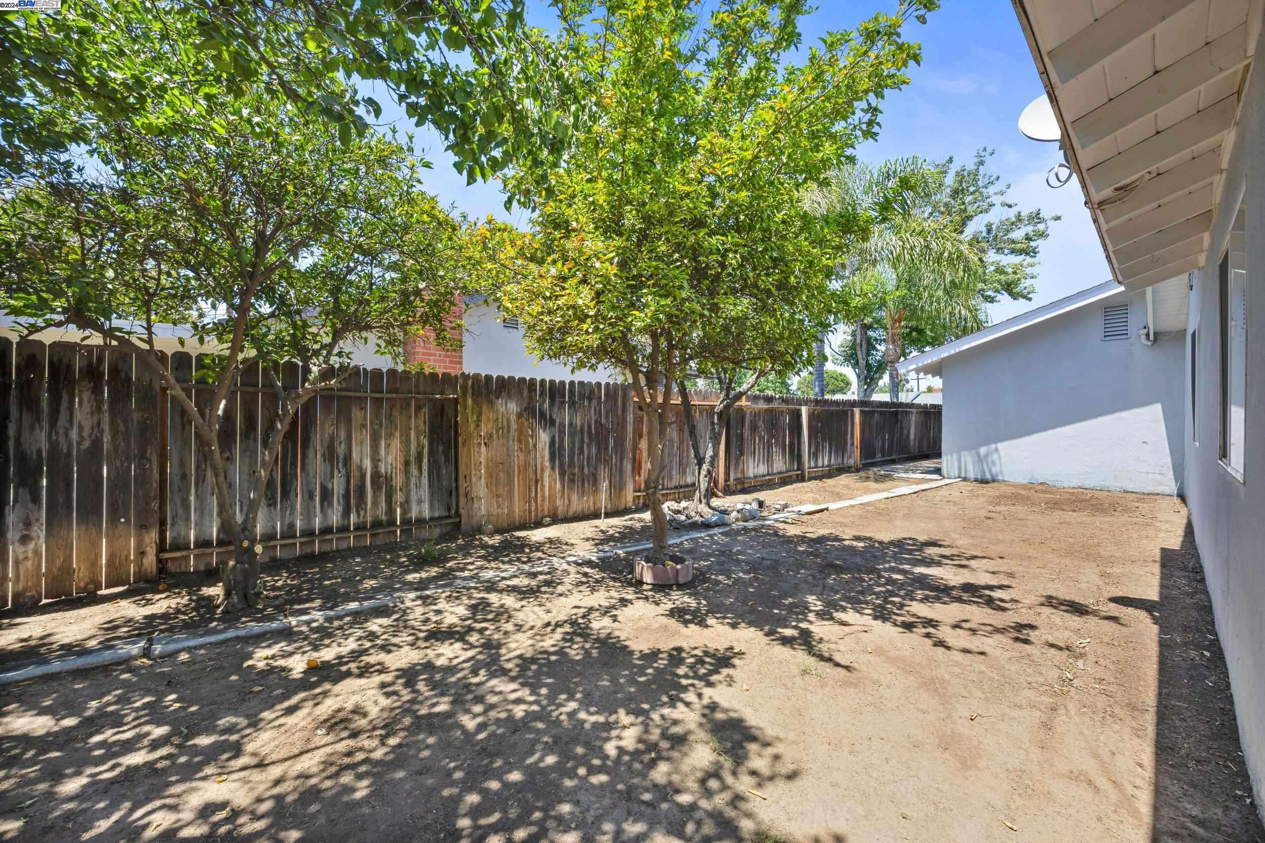 Detail Gallery Image 36 of 36 For 6201 Hartman Ave, Bakersfield,  CA 93309 - 4 Beds | 2 Baths