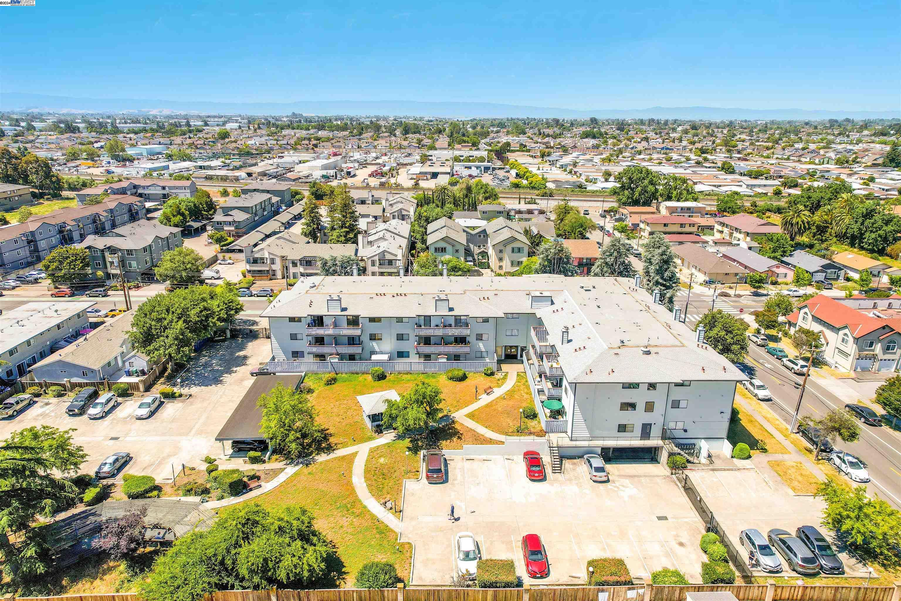 More Details about MLS # 41068076 : 325 VALLE VISTA AVE # 314