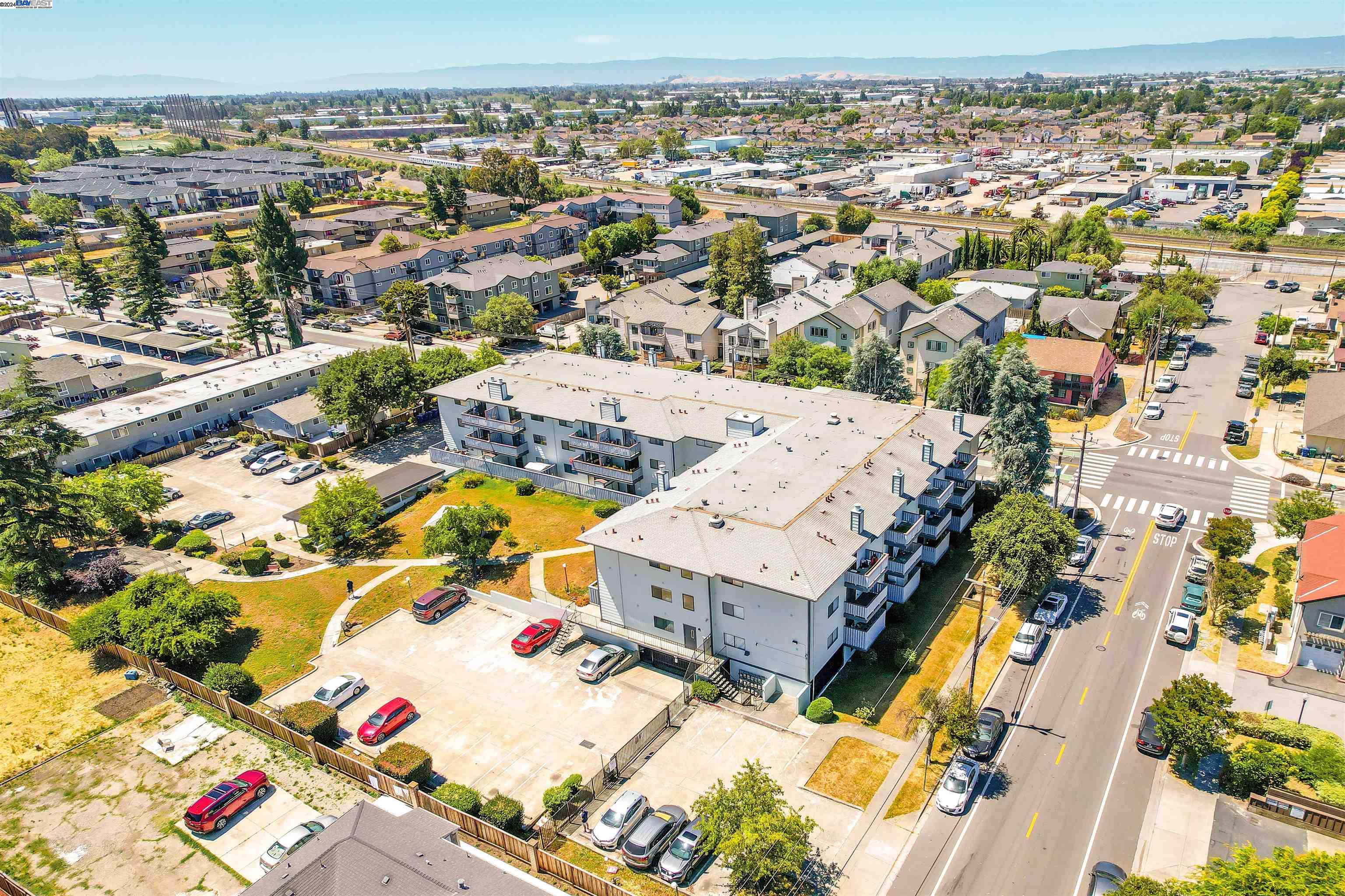 Photo #2: 41068076 Listing 