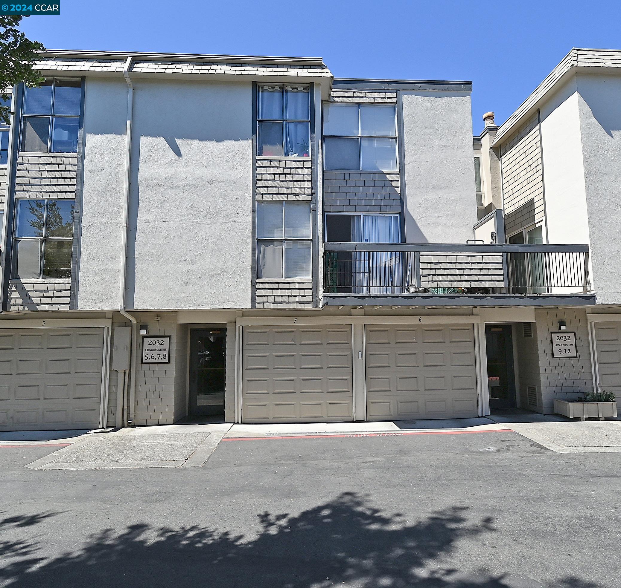 More Details about MLS # 41068162 : 2032 SIERRA RD # 7