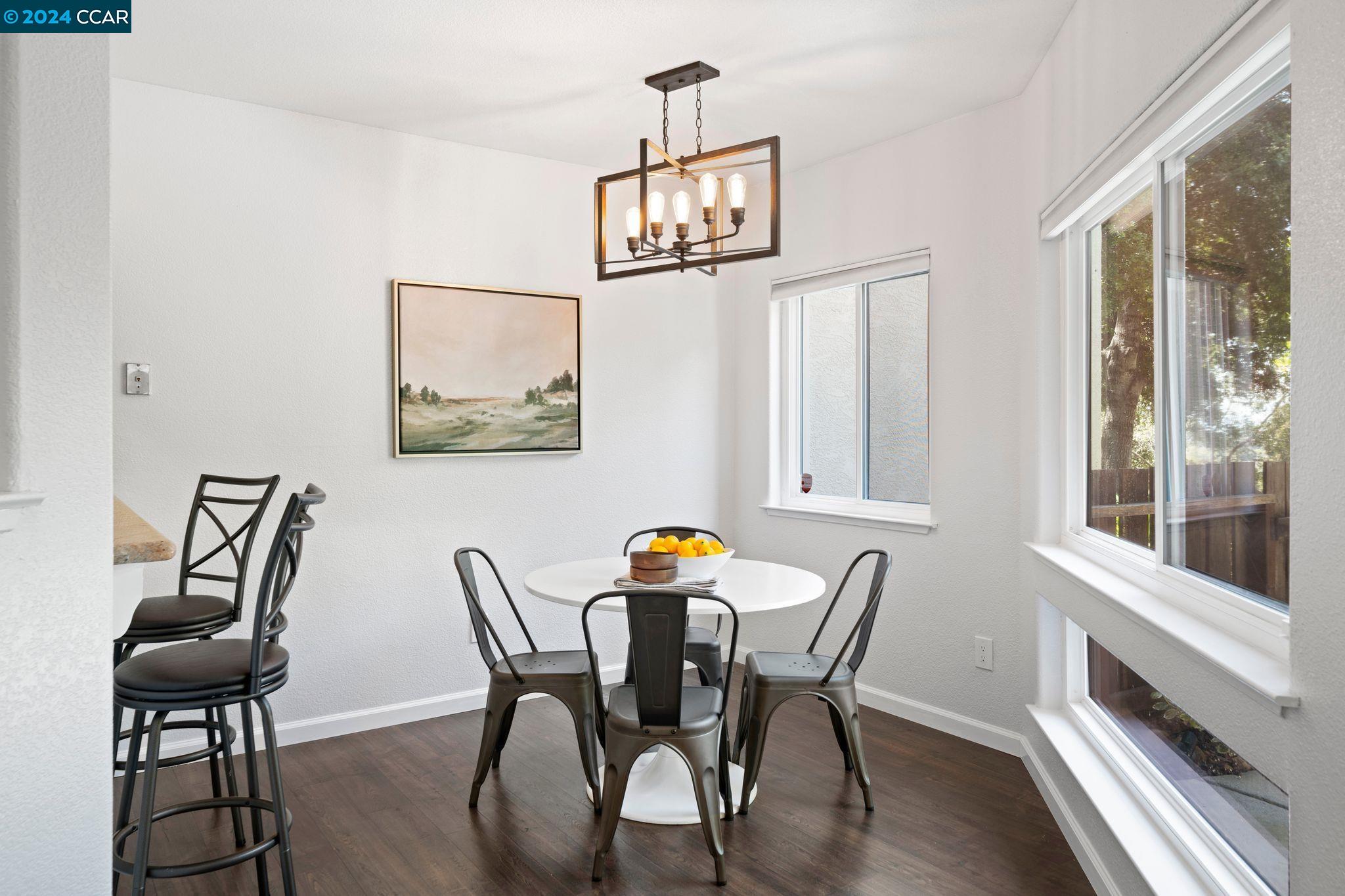 Photo #4: 41068195 Listing 