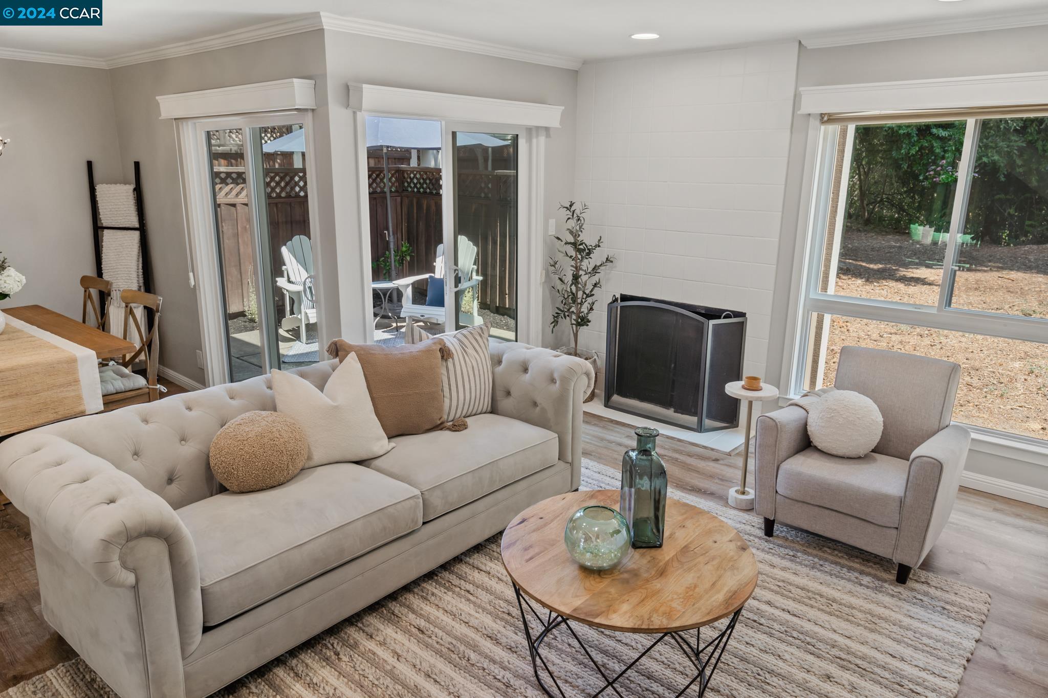 Photo #5: 41068292 Listing 