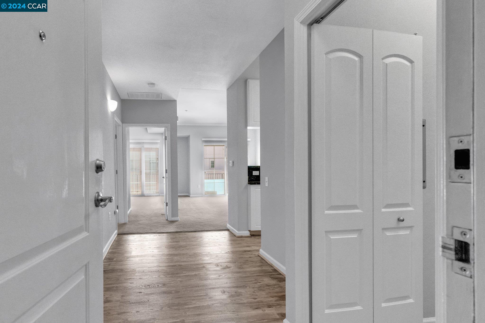 Photo #5: 41068301 Listing 