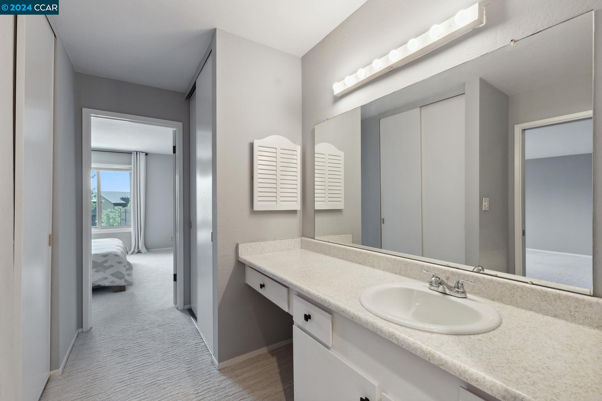 Detail Gallery Image 22 of 33 For 955 Shorepoint Ct #311,  Alameda,  CA 94501 - 1 Beds | 1 Baths