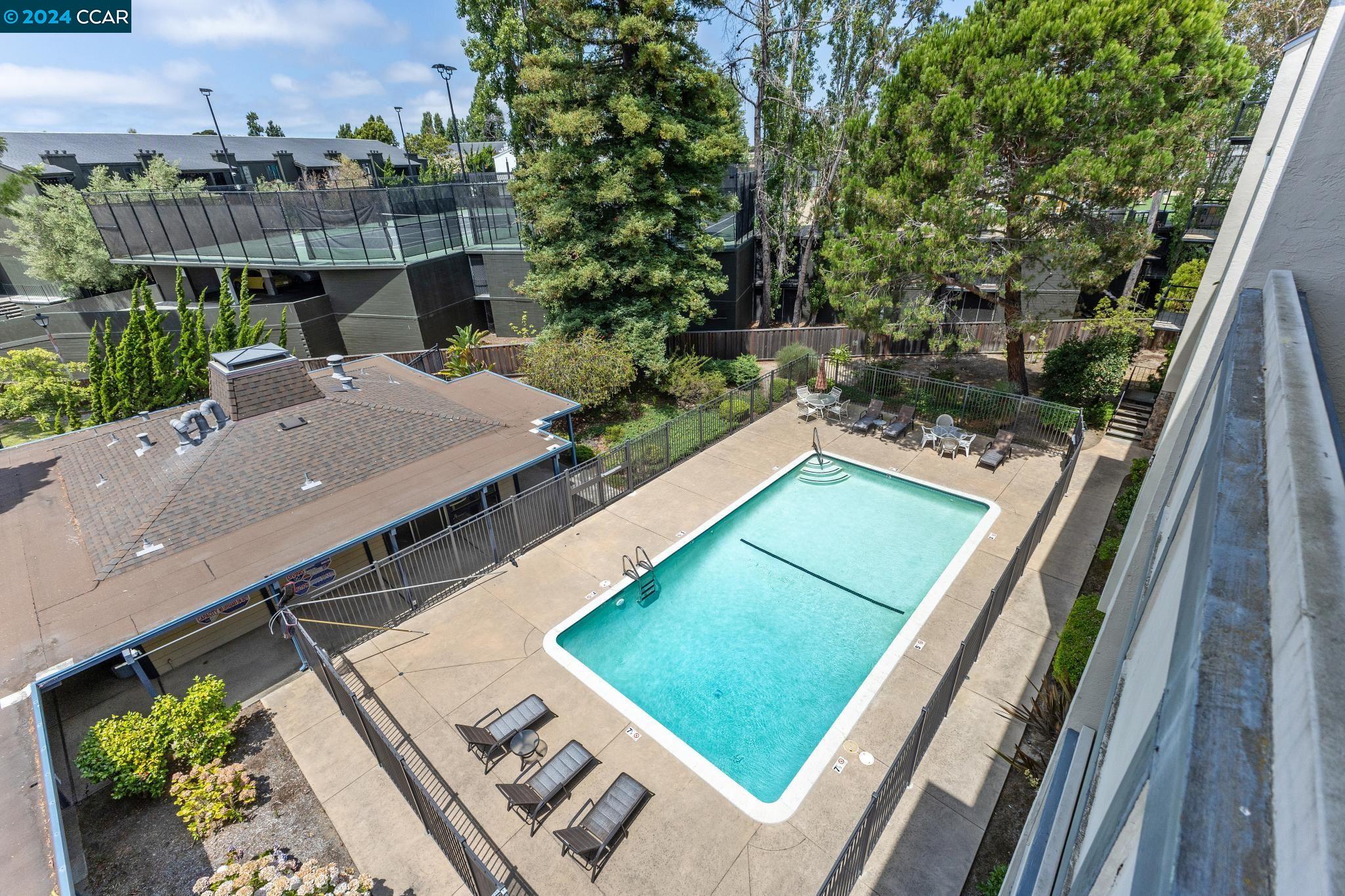 Detail Gallery Image 26 of 33 For 955 Shorepoint Ct #311,  Alameda,  CA 94501 - 1 Beds | 1 Baths