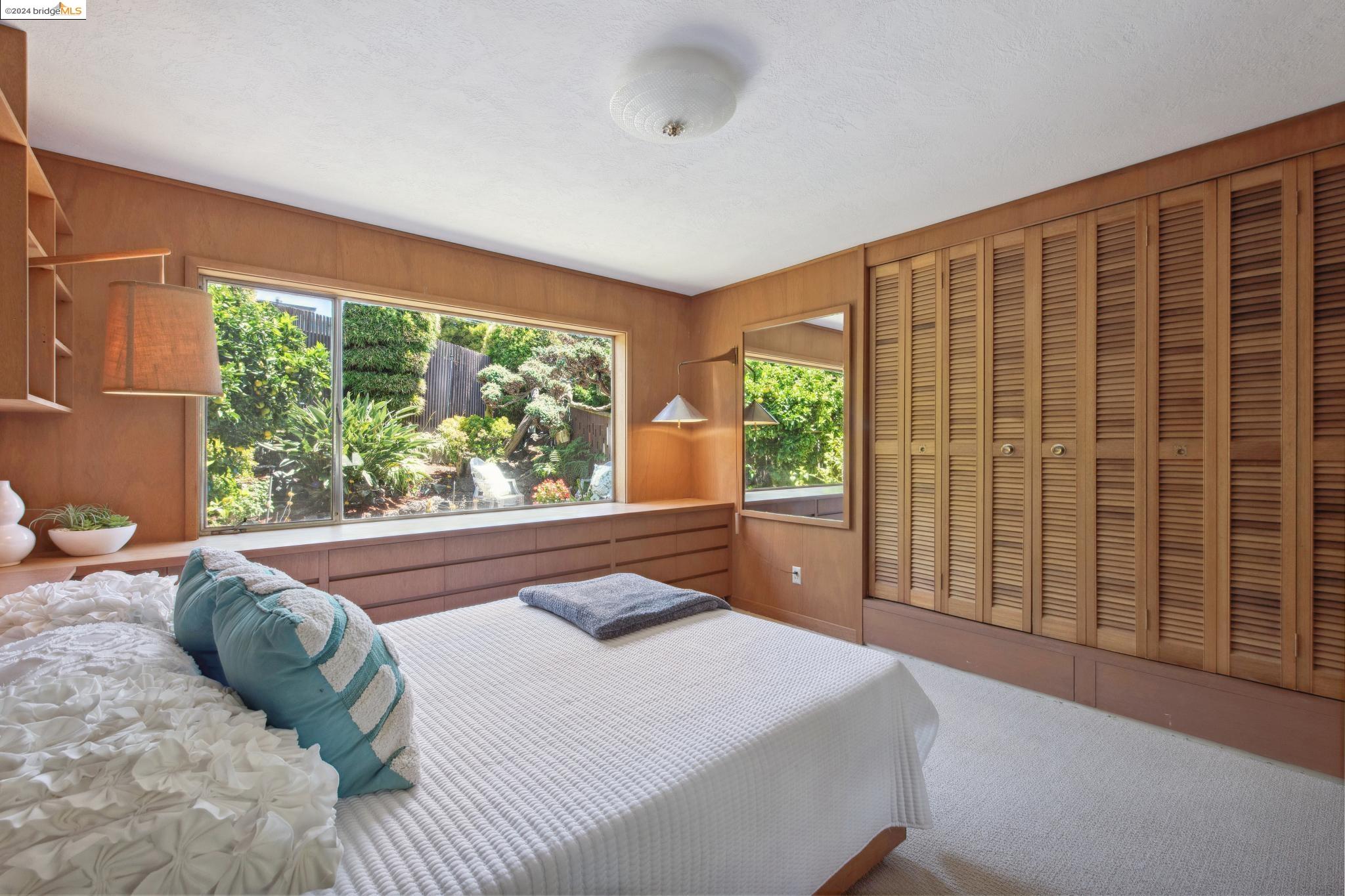 Detail Gallery Image 33 of 60 For 6046 Monterey Ave, Richmond,  CA 94805 - 4 Beds | 4 Baths