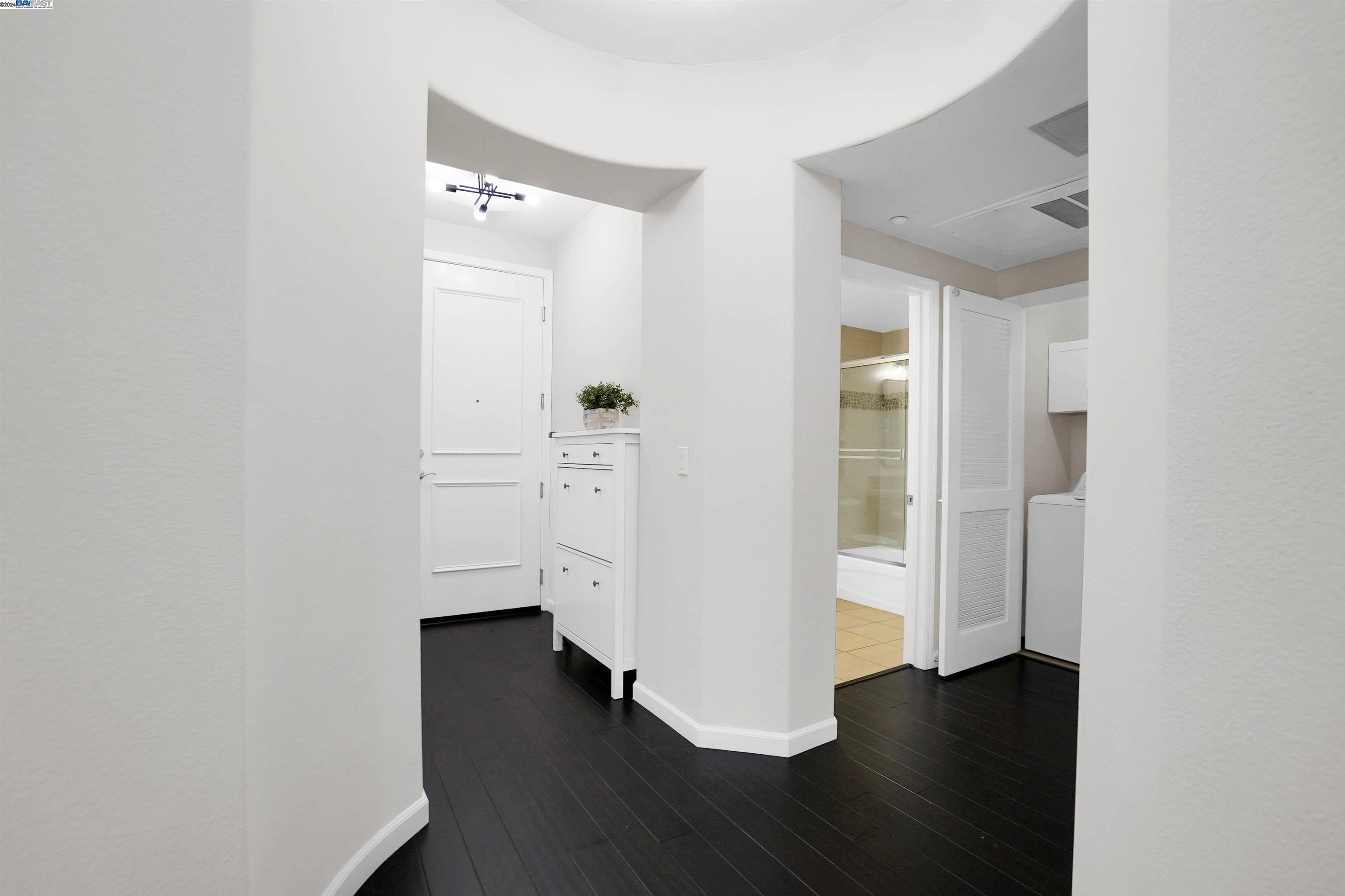 Photo #3: 41068330 Listing 