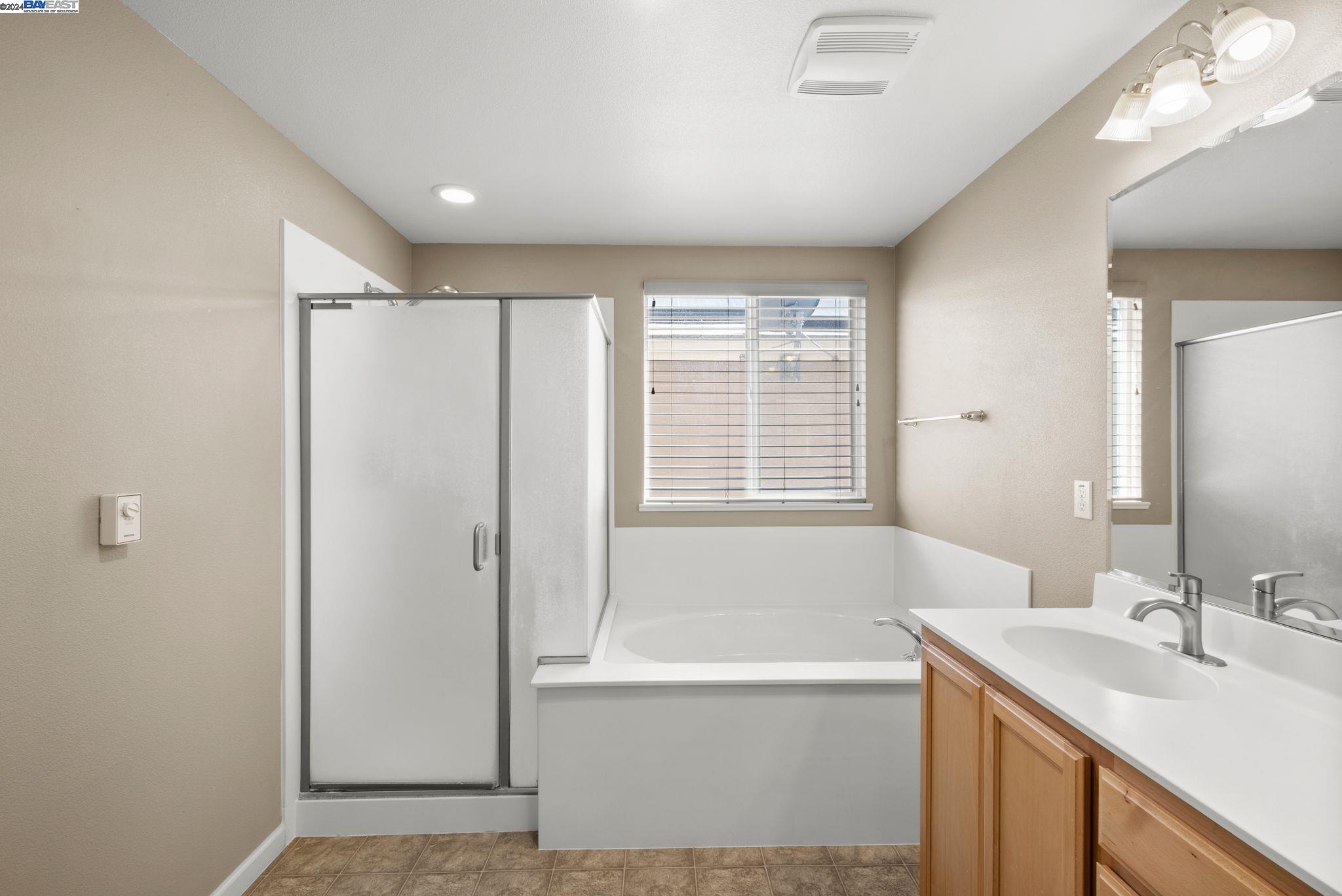 Detail Gallery Image 23 of 39 For 82 Caspian Way, Gilroy,  CA 95020 - 3 Beds | 2/1 Baths