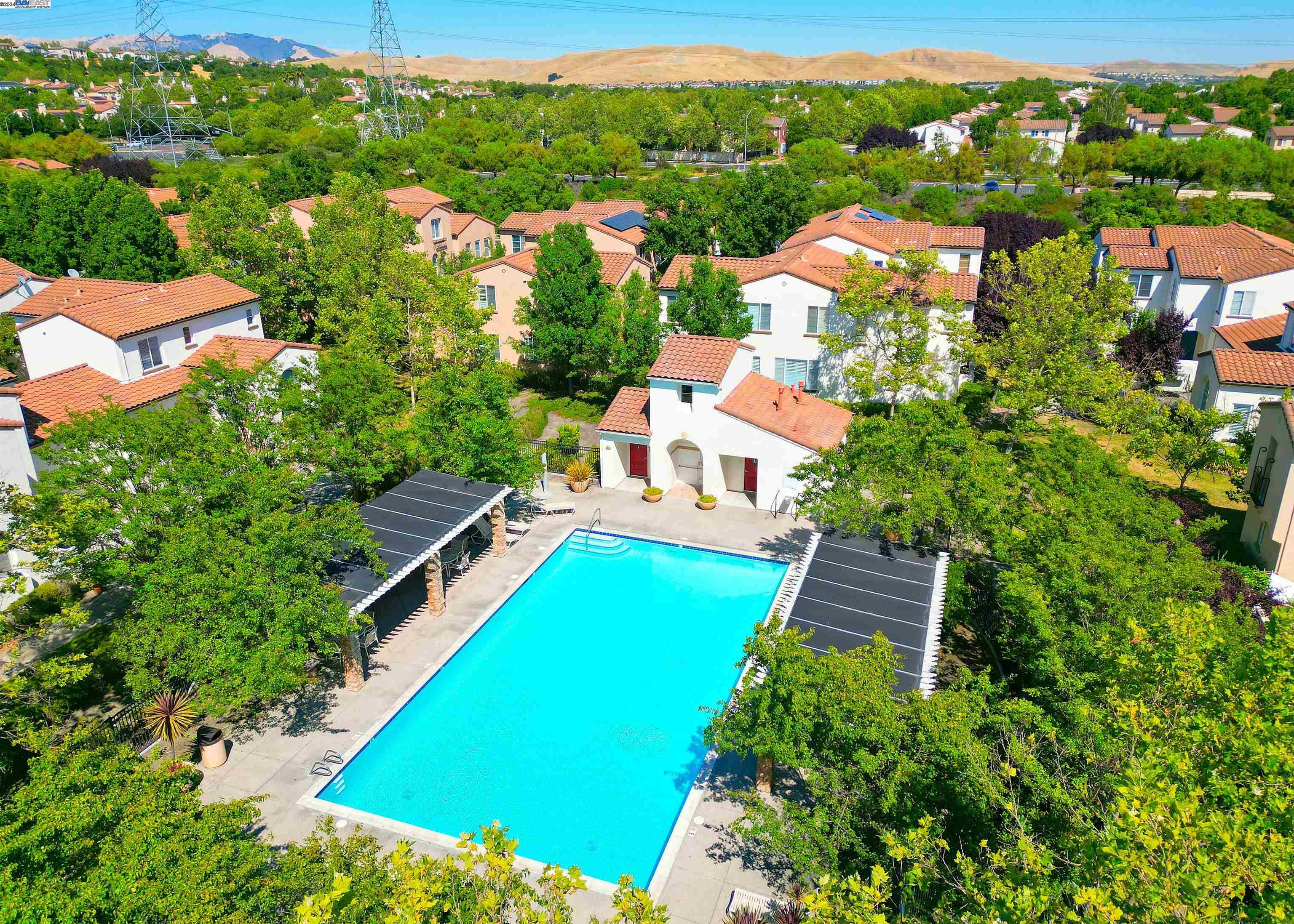 Photo #5: 41068407 Listing 