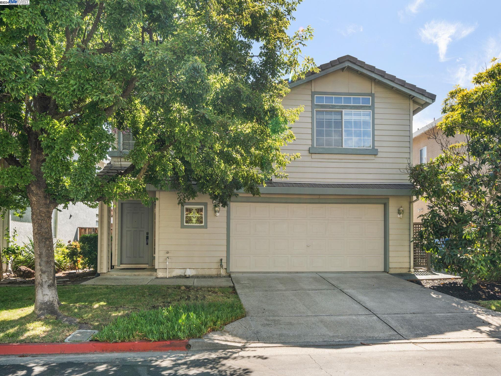 Detail Gallery Image 1 of 1 For 100 Foxglove Ln, Walnut Creek,  CA 94597 - 3 Beds | 2/1 Baths