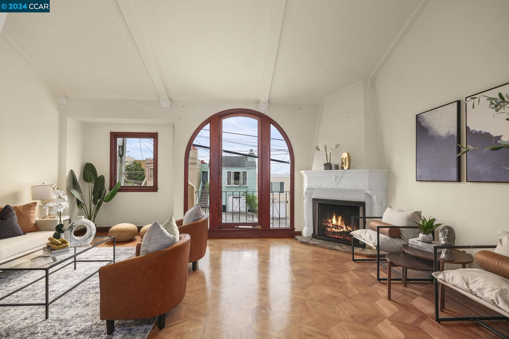 Detail Gallery Image 1 of 1 For 2030 Rivera Street, San Francisco,  CA 94116-1717 - 3 Beds | 2 Baths