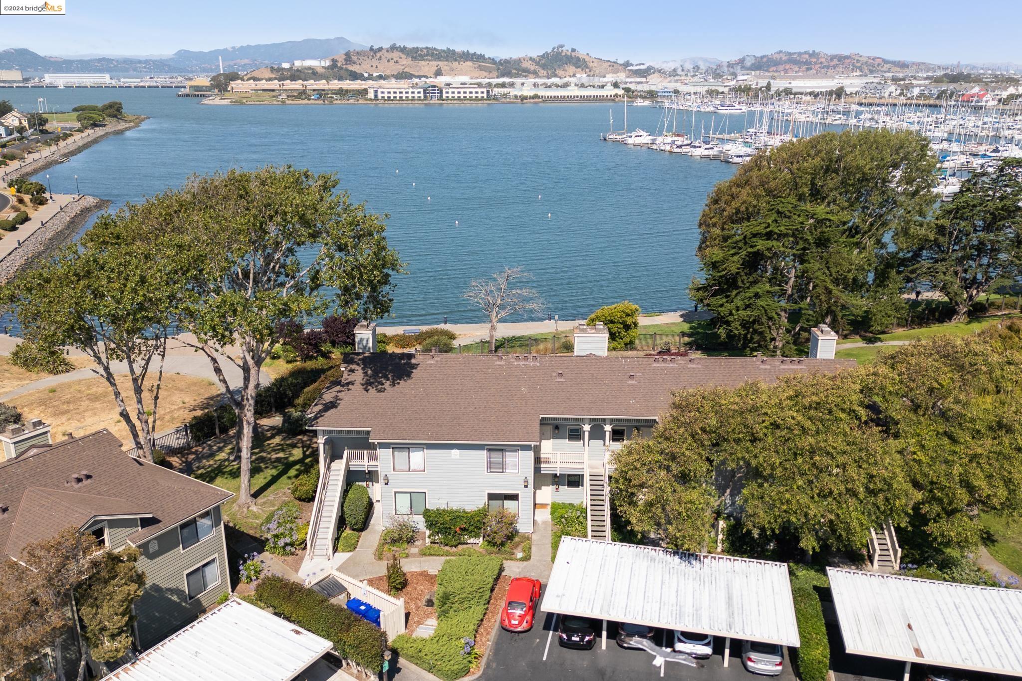 Photo #2: 41068576 Listing 