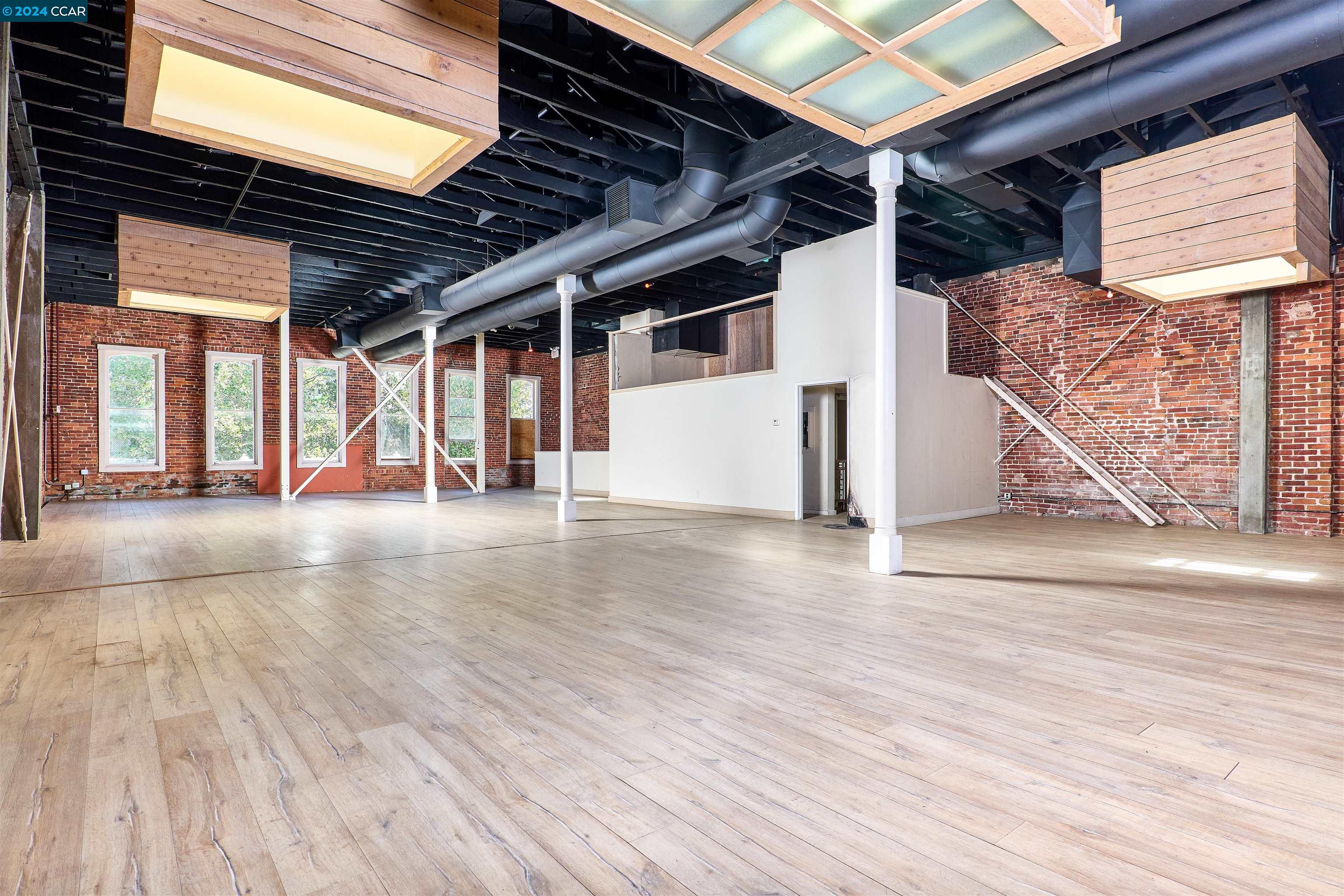 Detail Gallery Image 39 of 60 For 910 2nd St, Sacramento,  CA 95814 - – Beds | – Baths