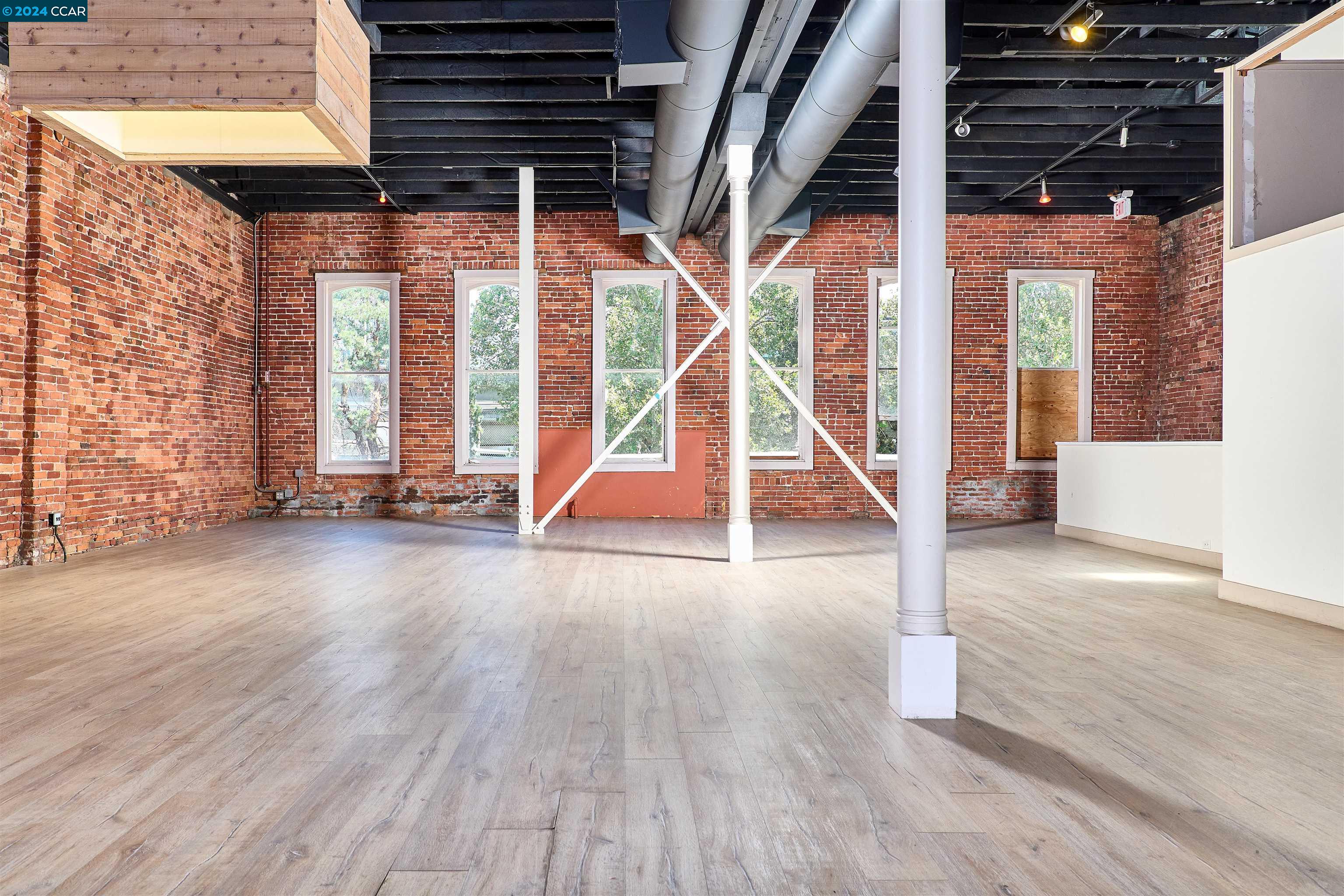 Detail Gallery Image 40 of 60 For 910 2nd St, Sacramento,  CA 95814 - – Beds | – Baths