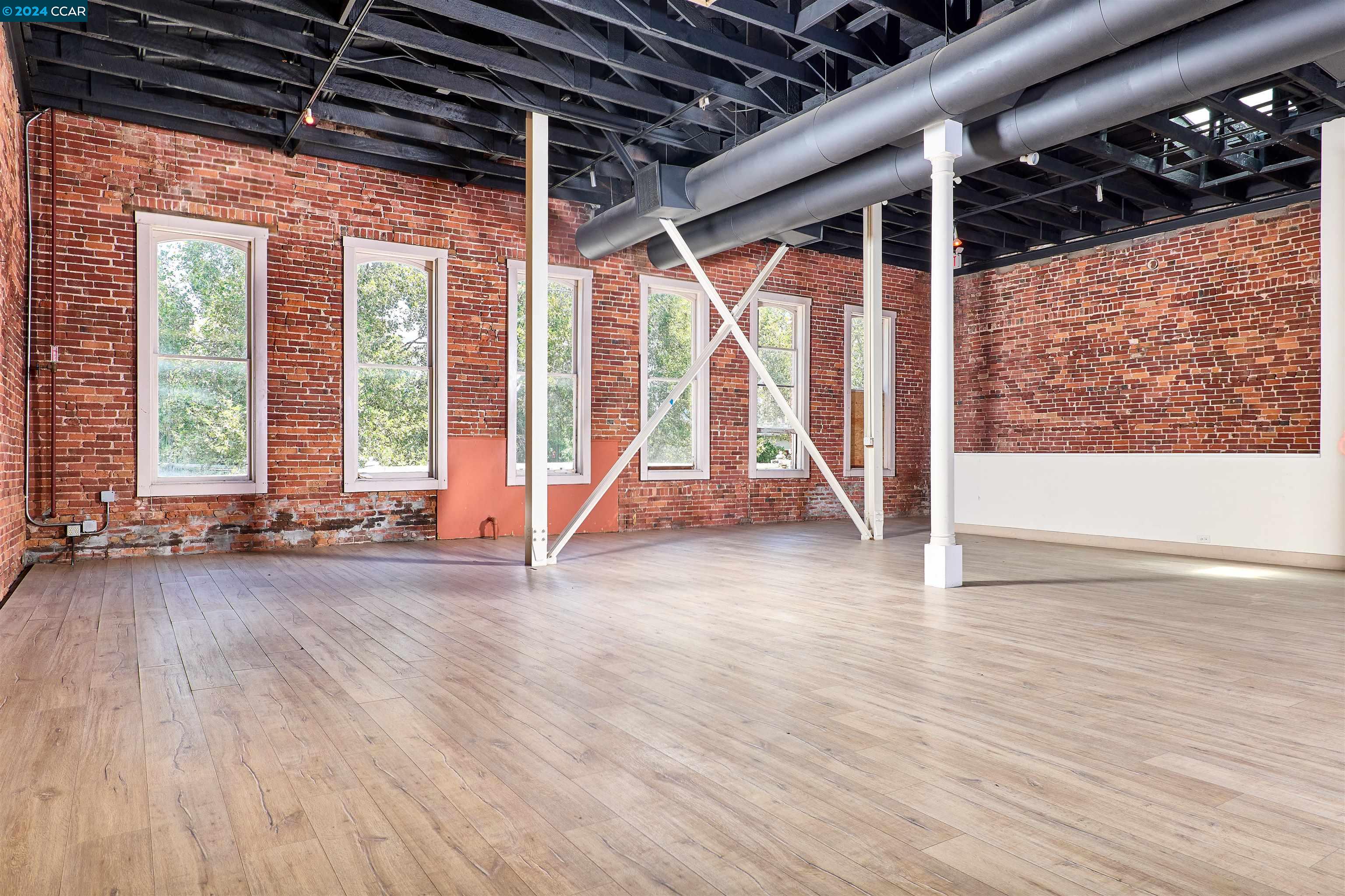 Detail Gallery Image 41 of 60 For 910 2nd St, Sacramento,  CA 95814 - – Beds | – Baths