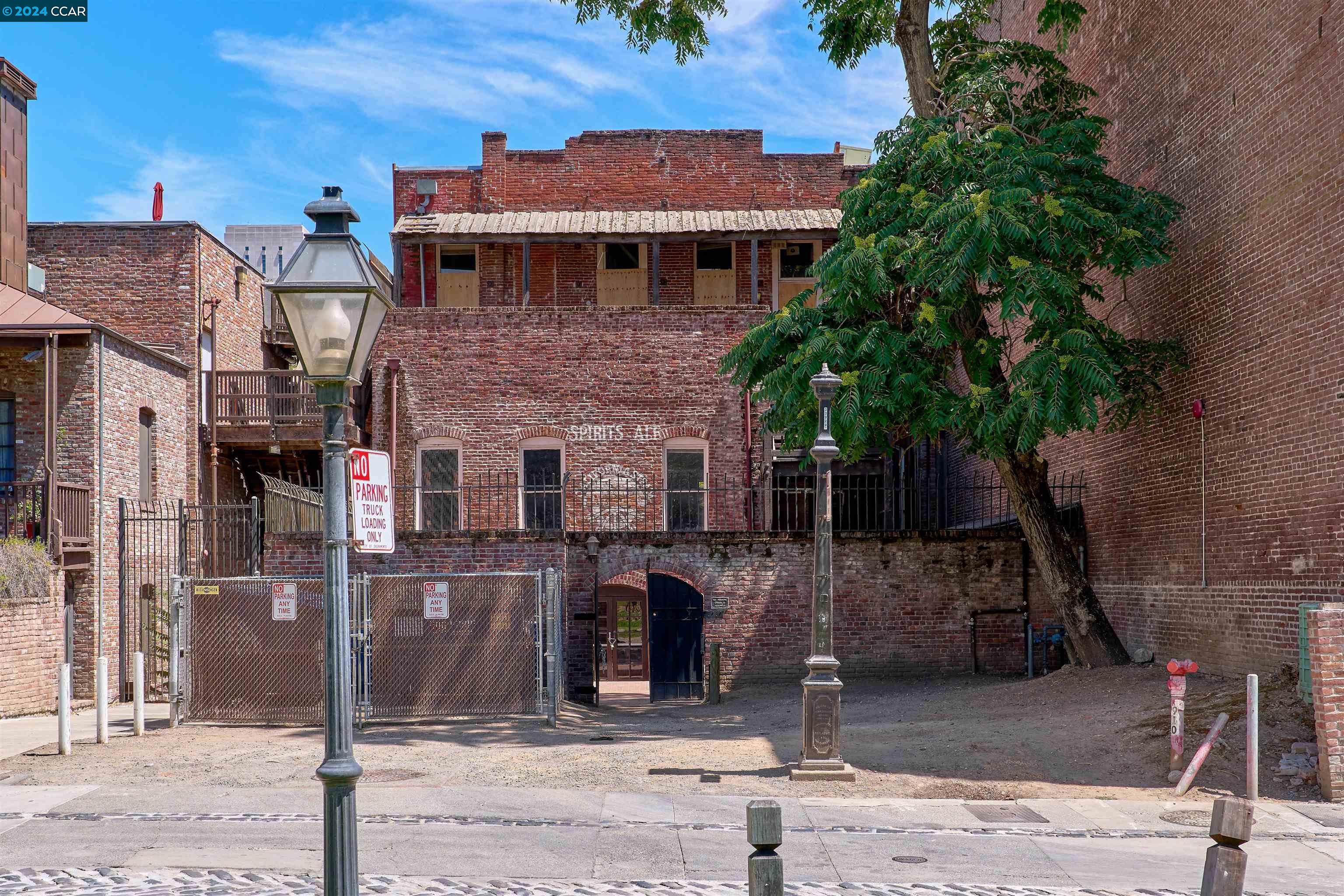 Detail Gallery Image 52 of 60 For 910 2nd St, Sacramento,  CA 95814 - – Beds | – Baths