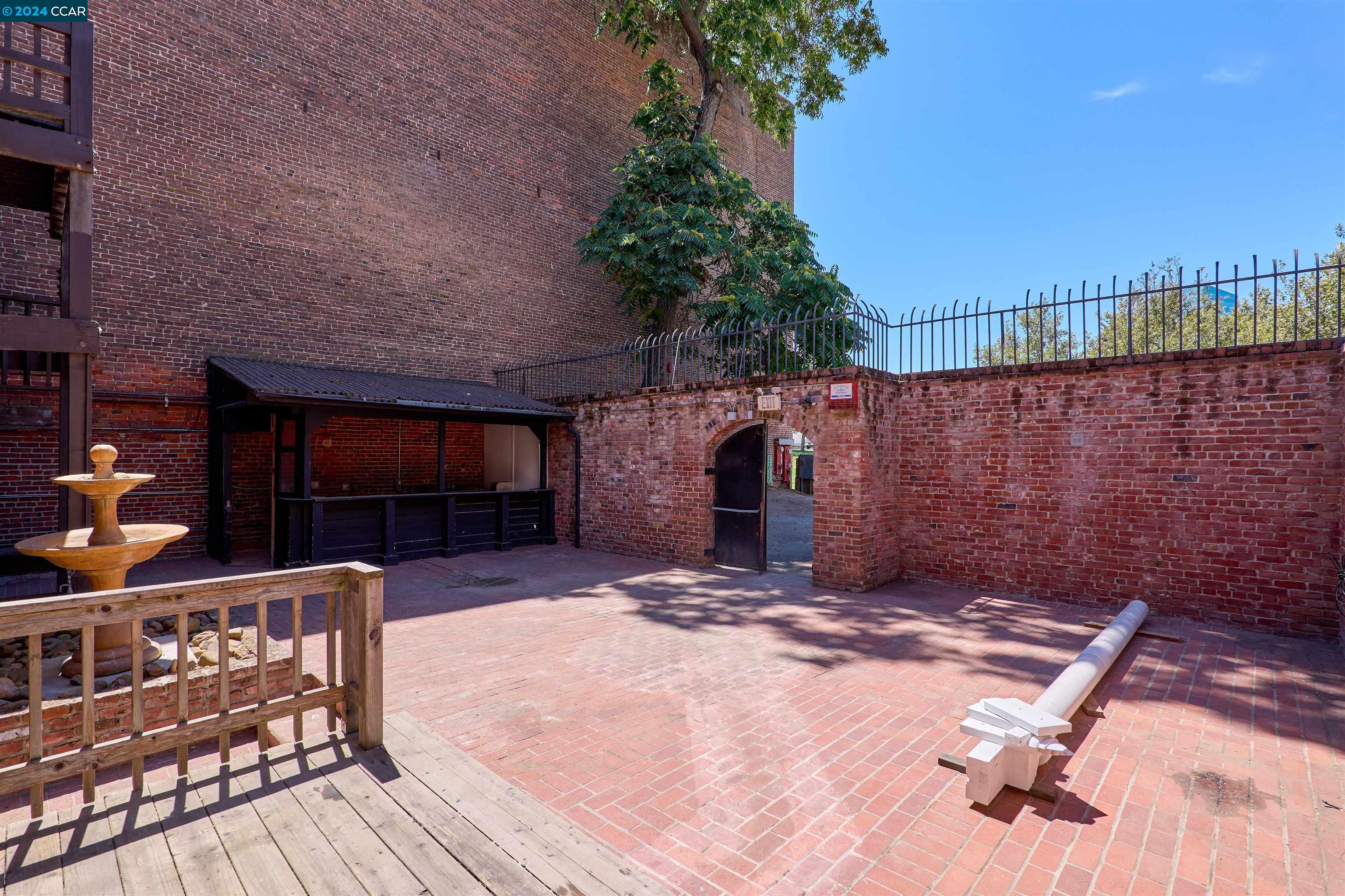 Detail Gallery Image 54 of 60 For 910 2nd St, Sacramento,  CA 95814 - – Beds | – Baths