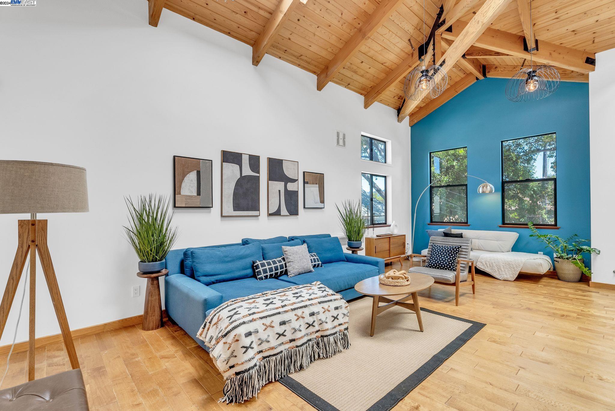 Photo #5: 41068642 Listing 