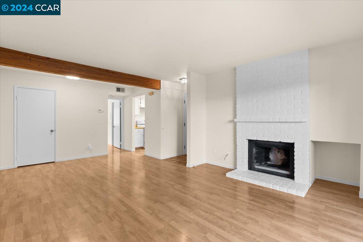 More Details about MLS # 41068717 : 2055 SIERRA RD # 19