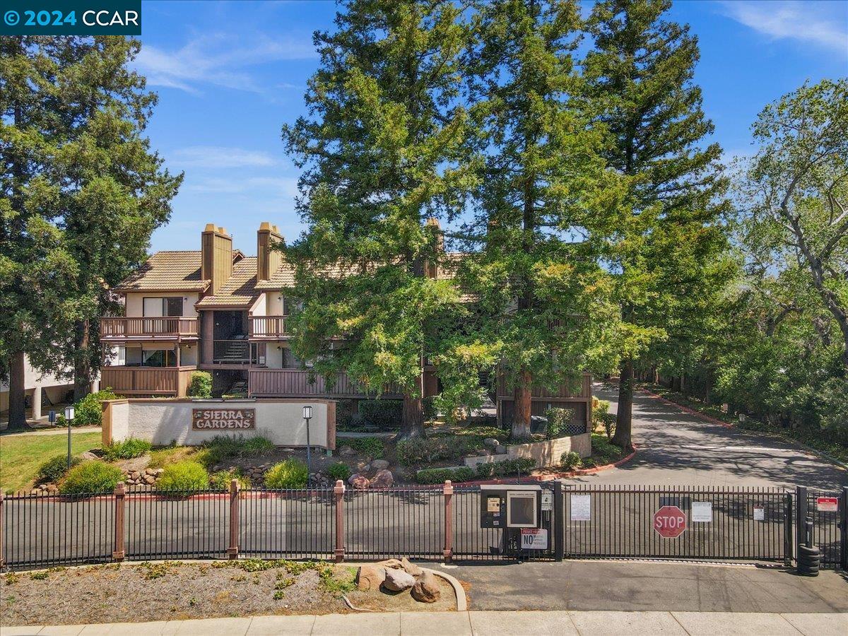 Photo #2: 41068717 Listing 