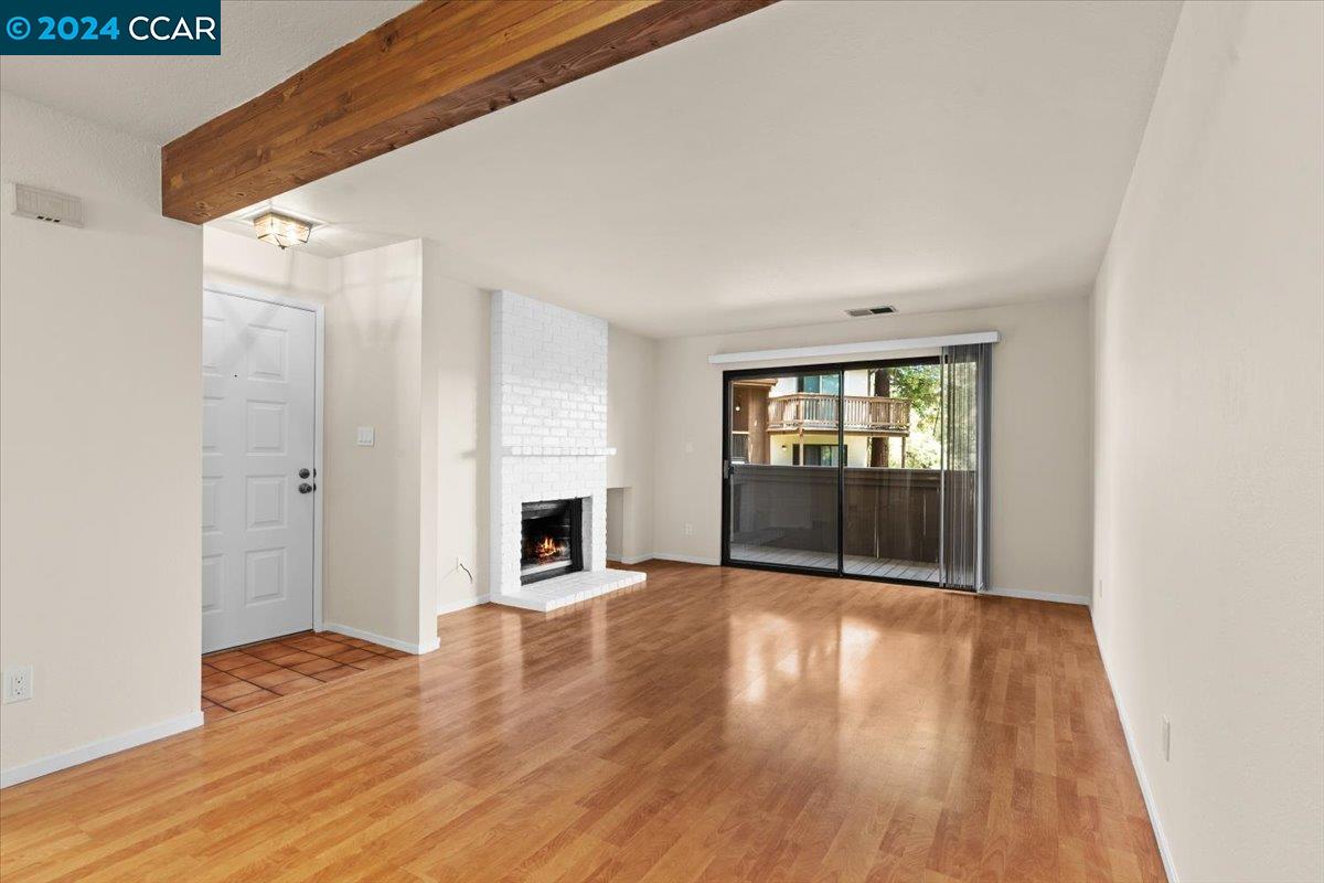 Photo #6: 41068717 Listing 