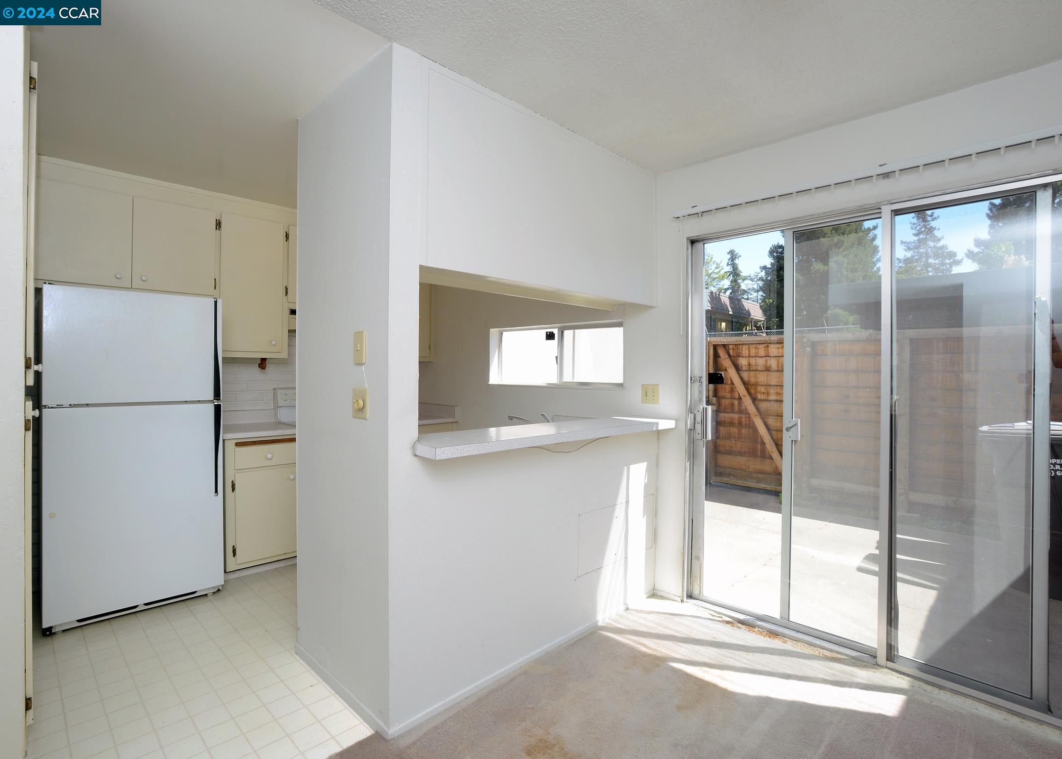 Photo #2: 41068801 Listing 