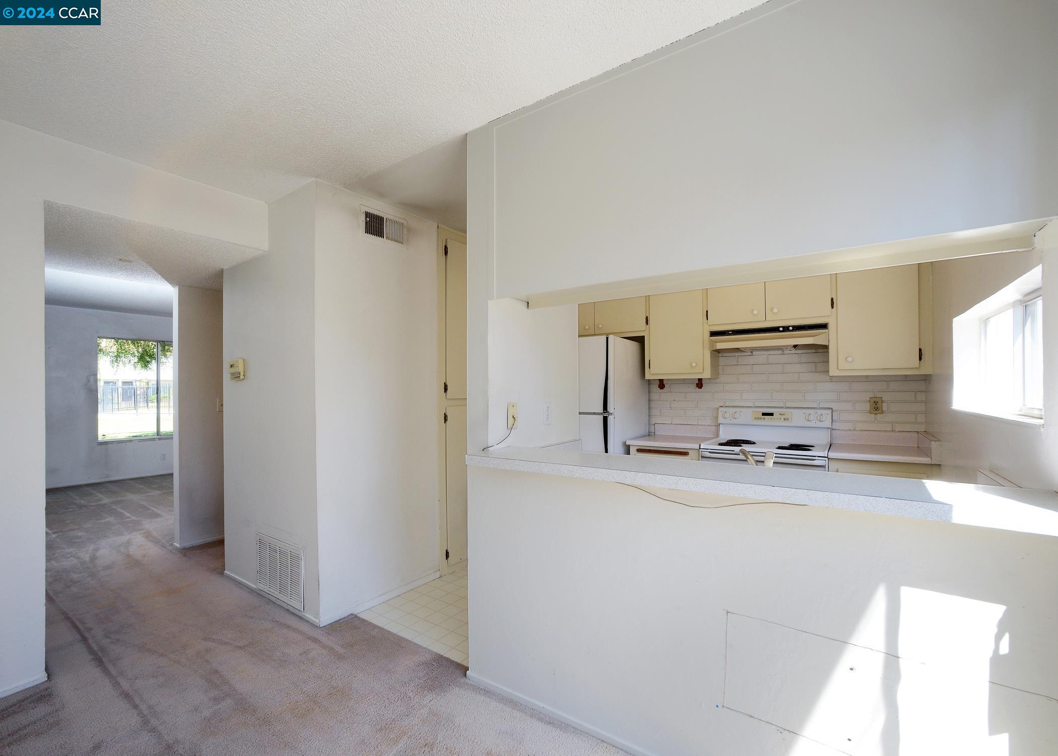 Photo #3: 41068801 Listing 