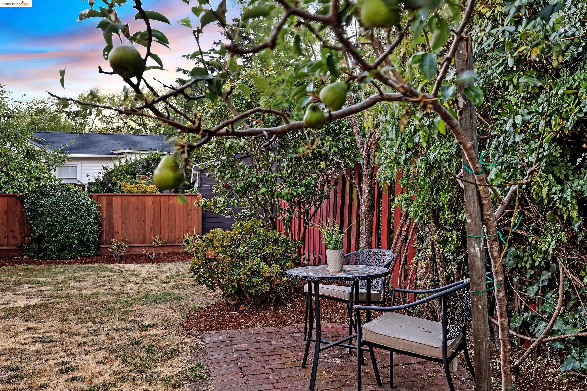 Detail Gallery Image 50 of 59 For 205 Ramona Ave, El Cerrito,  CA 94530 - 4 Beds | 2/1 Baths