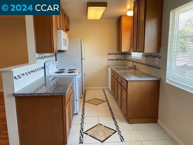 Detail Gallery Image 2 of 8 For 2312 Lemontree Way #4,  Antioch,  CA 94509 - 2 Beds | 1 Baths