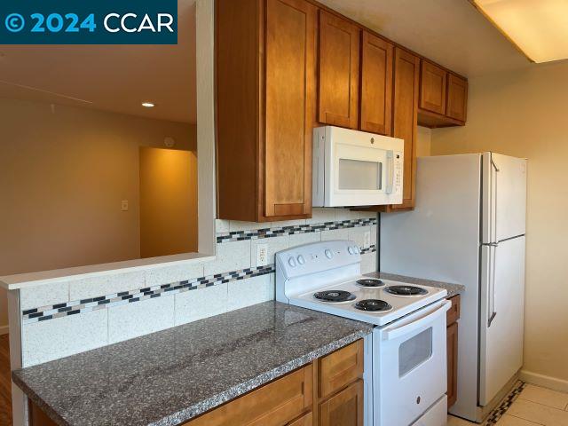 Detail Gallery Image 3 of 8 For 2312 Lemontree Way #4,  Antioch,  CA 94509 - 2 Beds | 1 Baths
