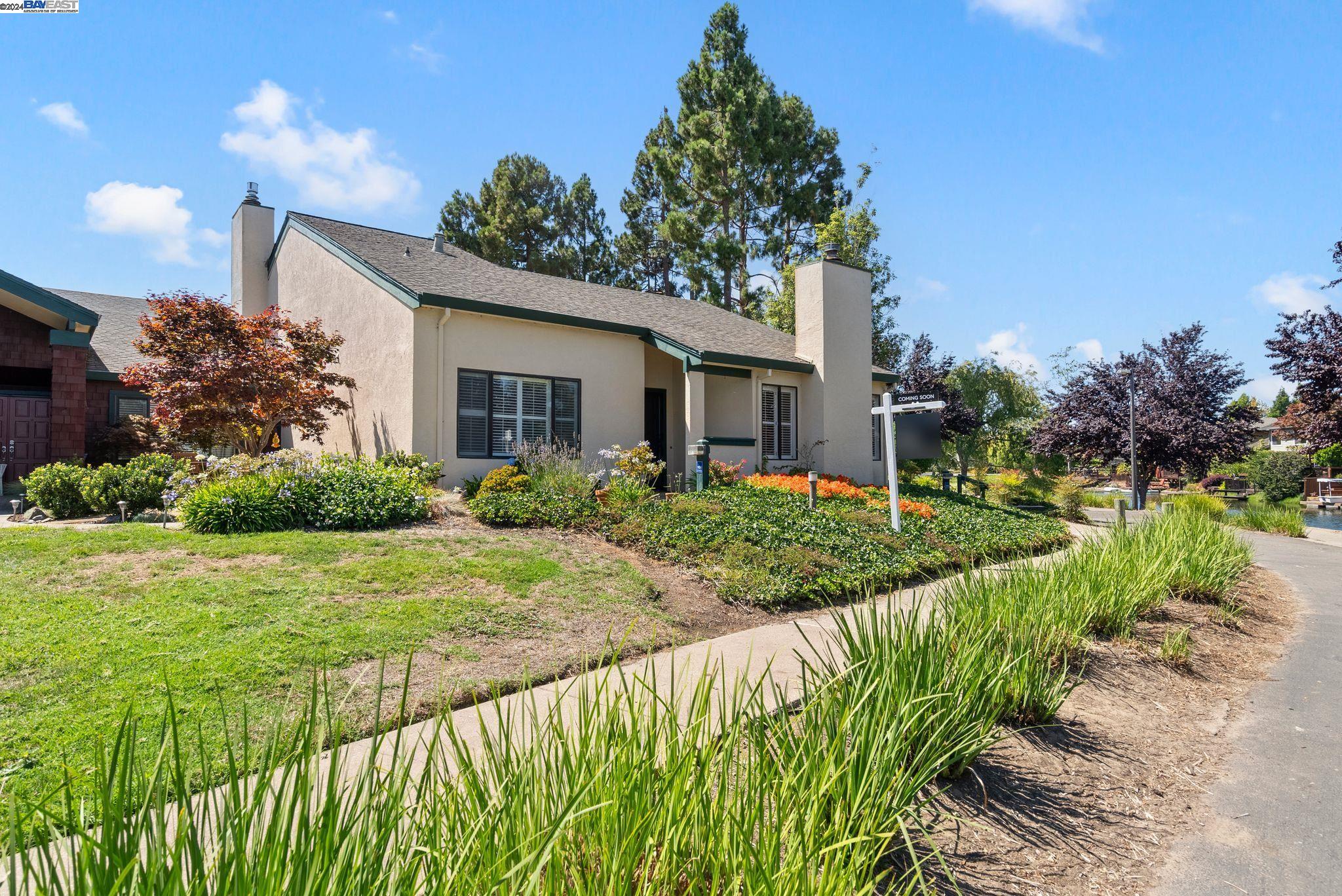 More Details about MLS # 41068963 : 1106 IRONWOOD RD