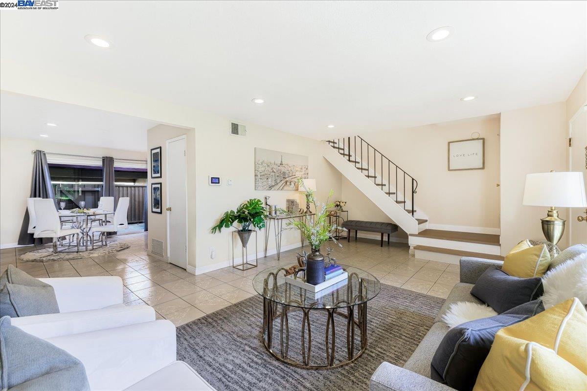 Photo #5: 41068964 Listing 